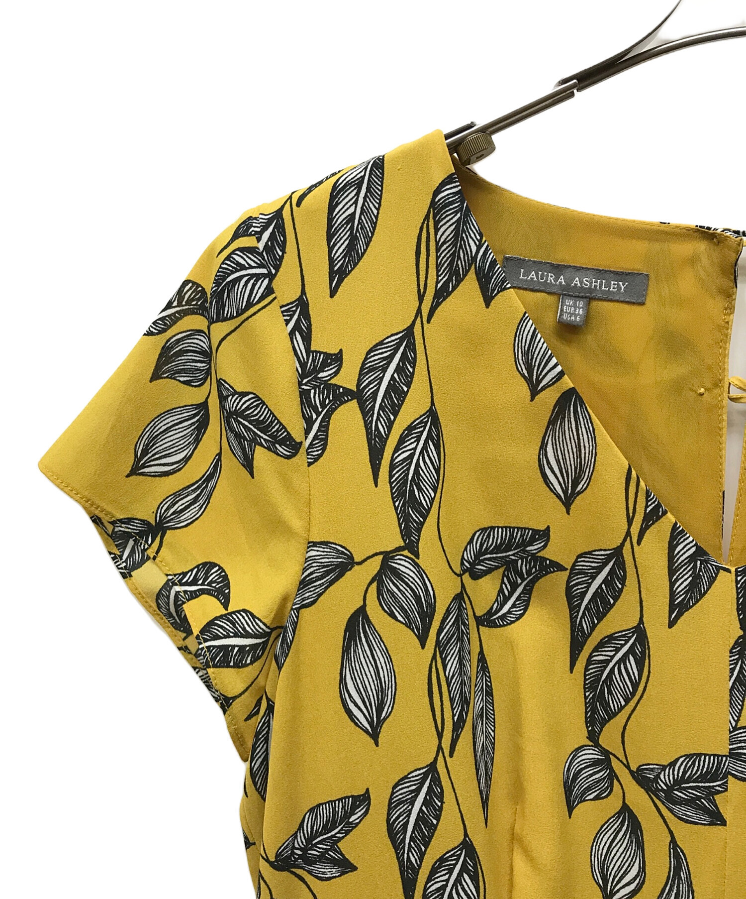 中古・古着通販】LAURA ASHLEY (ローラ アシュレイ) ノースリーブ 