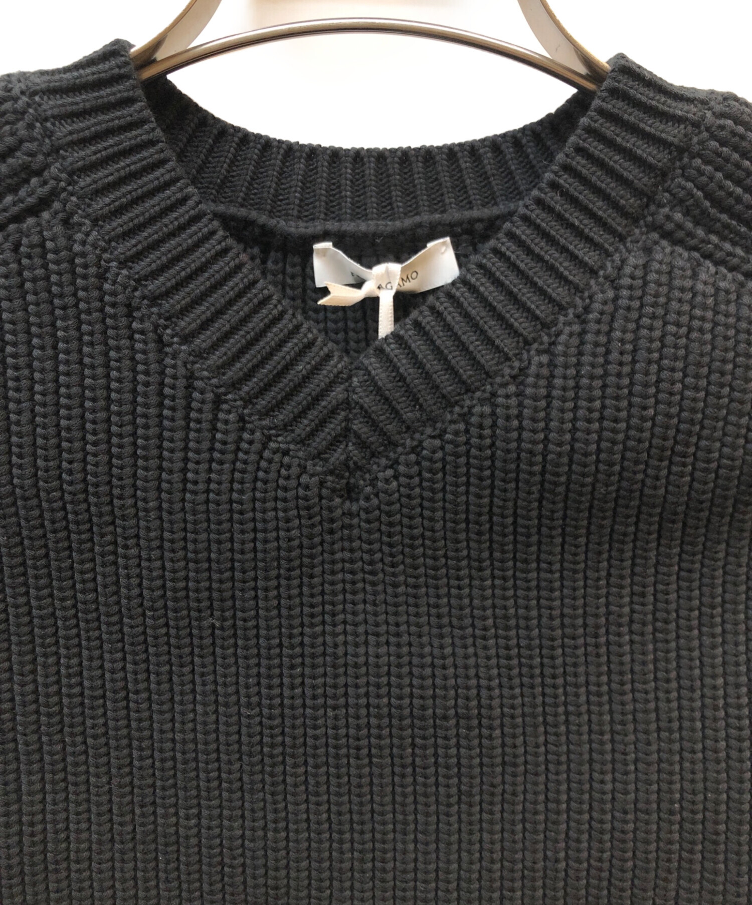 中古・古着通販】Ferragamo (フェラガモ) ニットトップス ブラック 