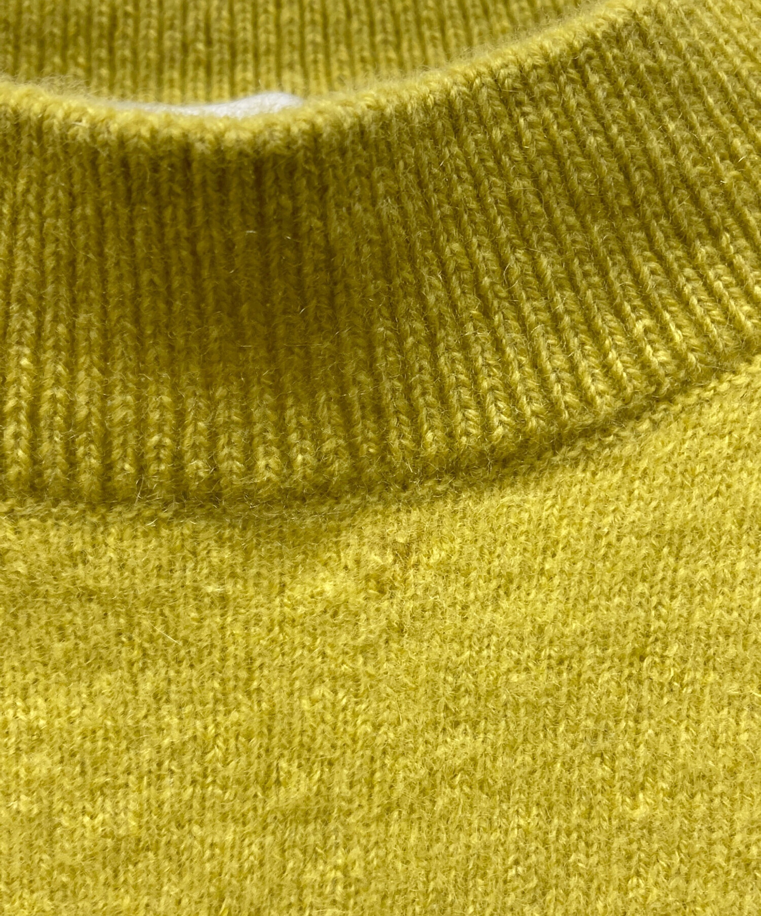【即日発送】【値下げ】PATOU イエロー クロップドセーター S PATOU イエロー クロップドセーター S 楽天市場】Patou（ニット