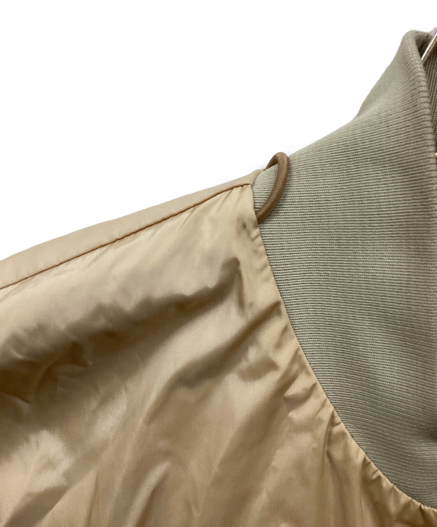 プラダスポーツ フード付きベージュ・ライトグリーンジャンパー プラダスポーツ フード付きベージュ・ライトグリーンジャンパー プラダ