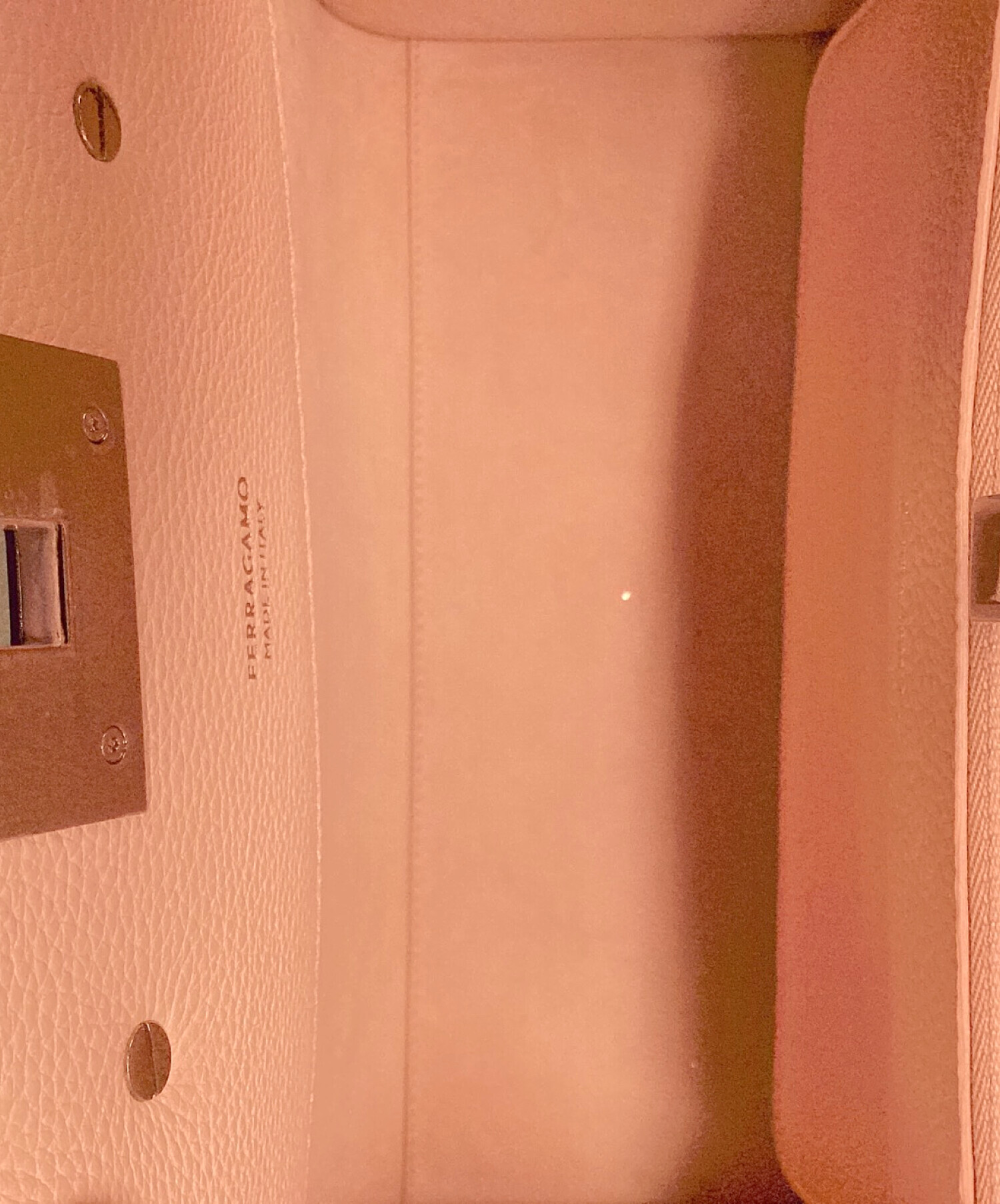 中古・古着通販】Ferragamo (フェラガモ) Studio Soft bag (M)スタジオ 