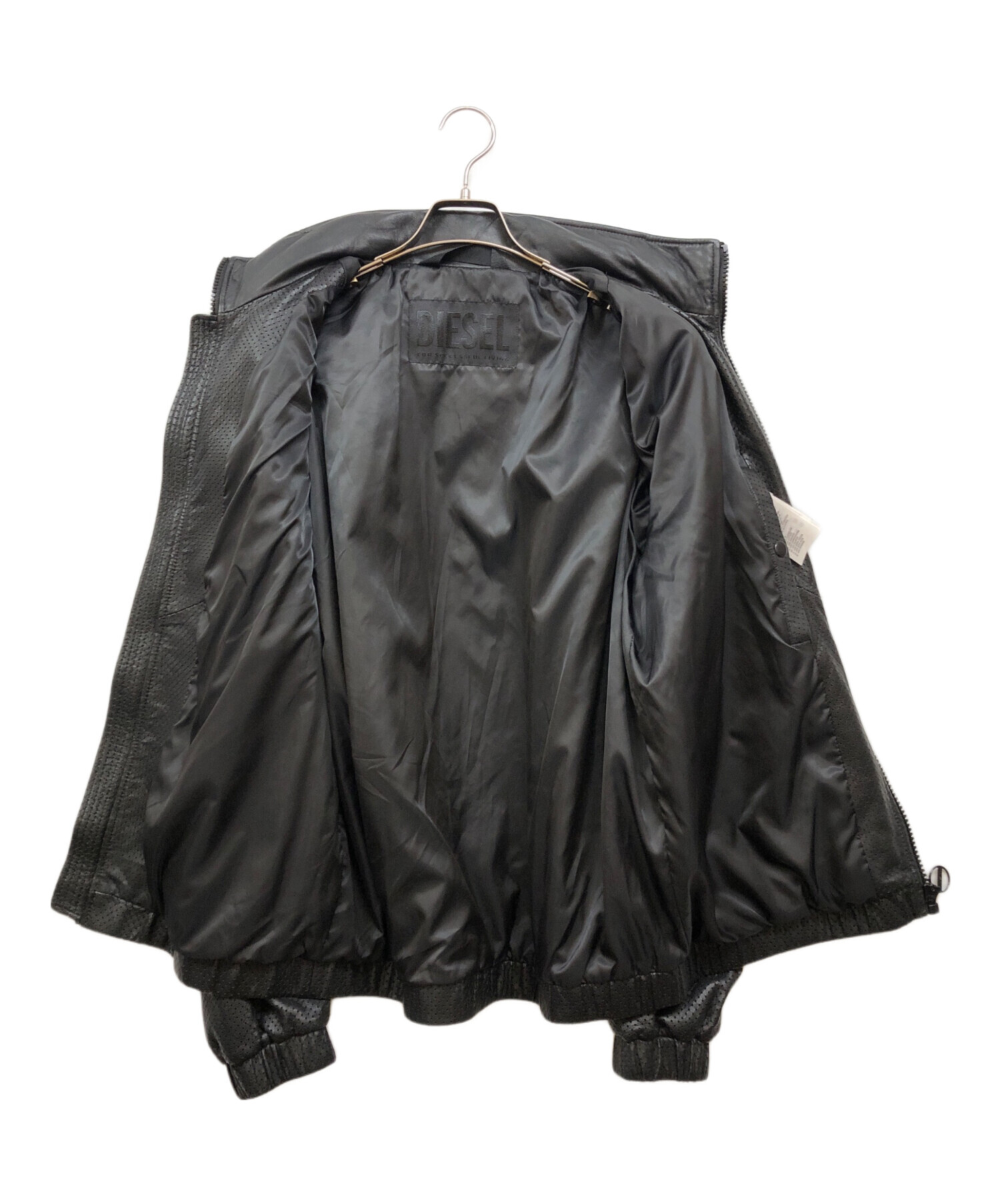 中古・古着通販】DIESEL (ディーゼル) パンチングレザージャケット 中古・古着通販】DIESEL (ディーゼル) パンチングレザージャケット