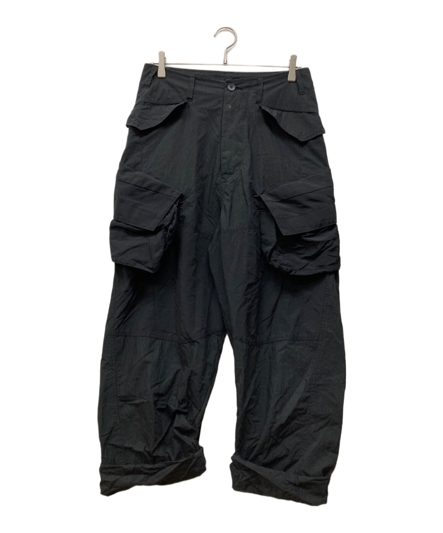中古・古着通販】JULIUS (ユリウス) ガスマスクカーゴパンツ ブラック