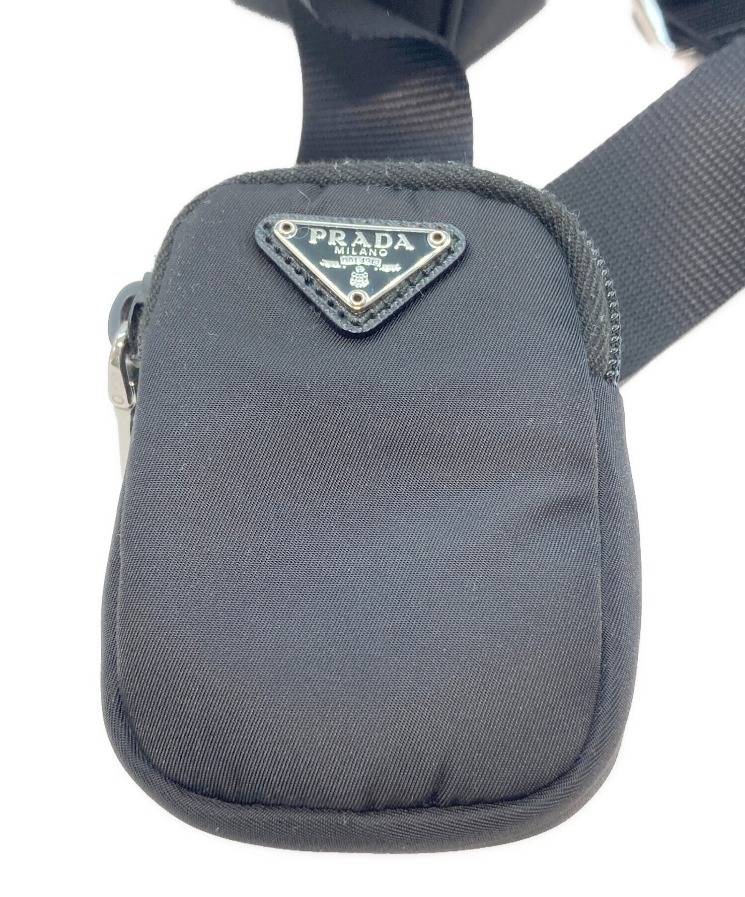 PRADA プラダ ショルダーバッグ  黒 【古着】【中古】【送料無料】 中古・古着通販】PRADA (プラダ) リナイロンショルダーバッグ ブラック