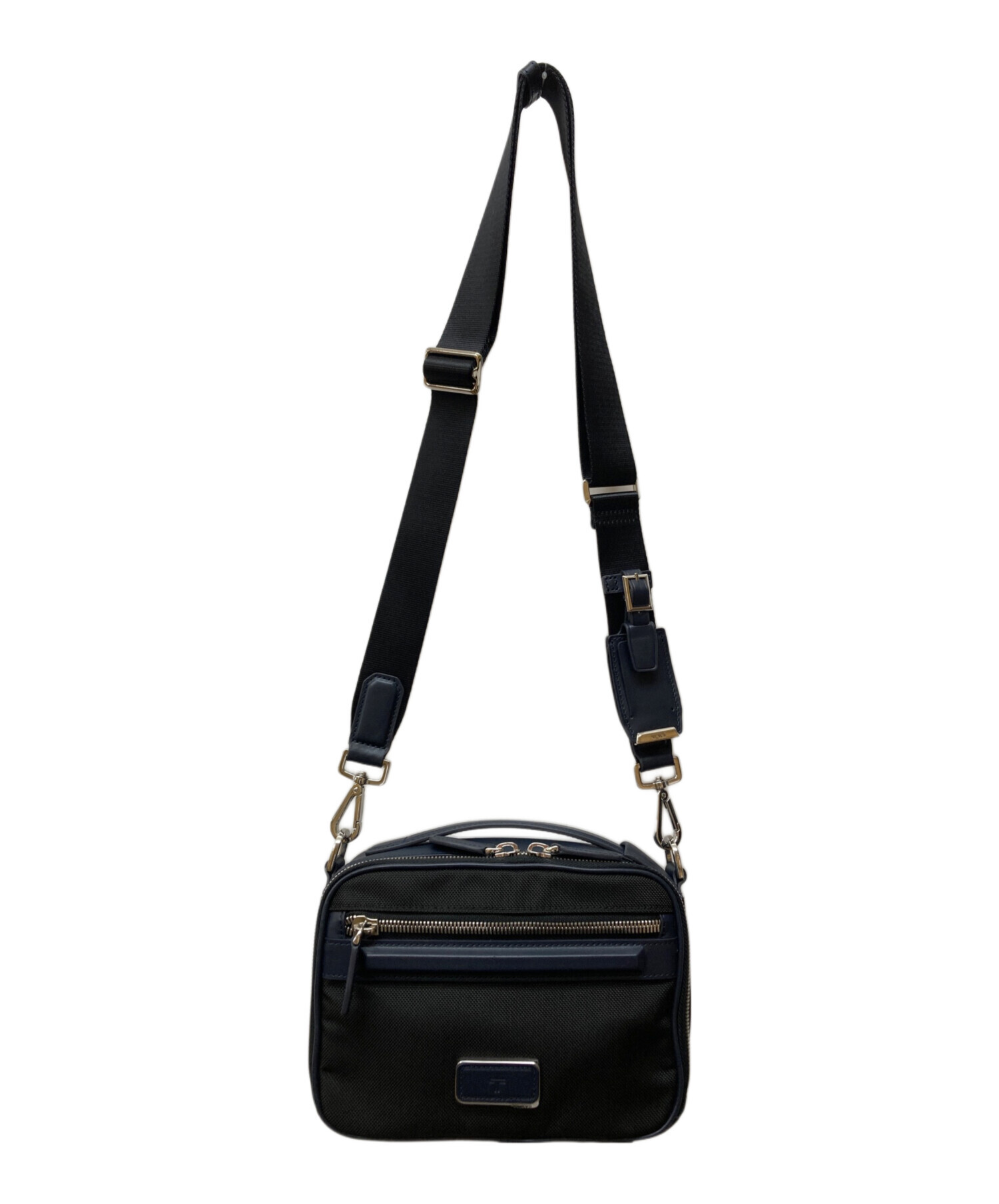 中古・古着通販】TUMI (トゥミ) JARVIS ミディアム・クロスボディ