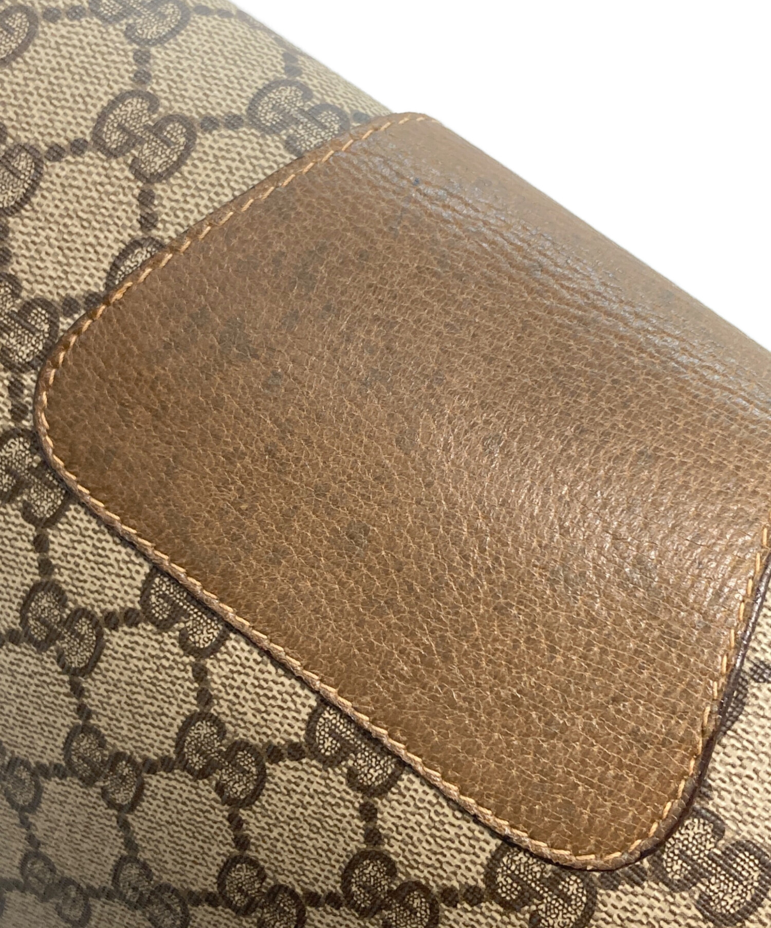 GUCCI ベージュ クラッチバッグ 中古・古着通販】GUCCI (グッチ) クラッチバッグ ベージュ｜ブランド