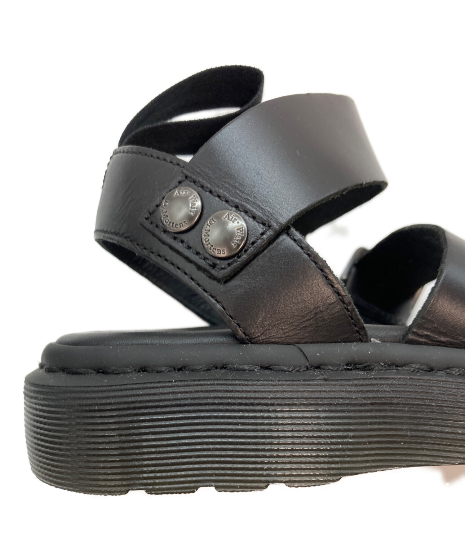 Dr. Martens ブラック ストラップサンダル　未使用に近い 中古・古着通販】Dr.Martens (ドクターマーチン) レザーストラップ