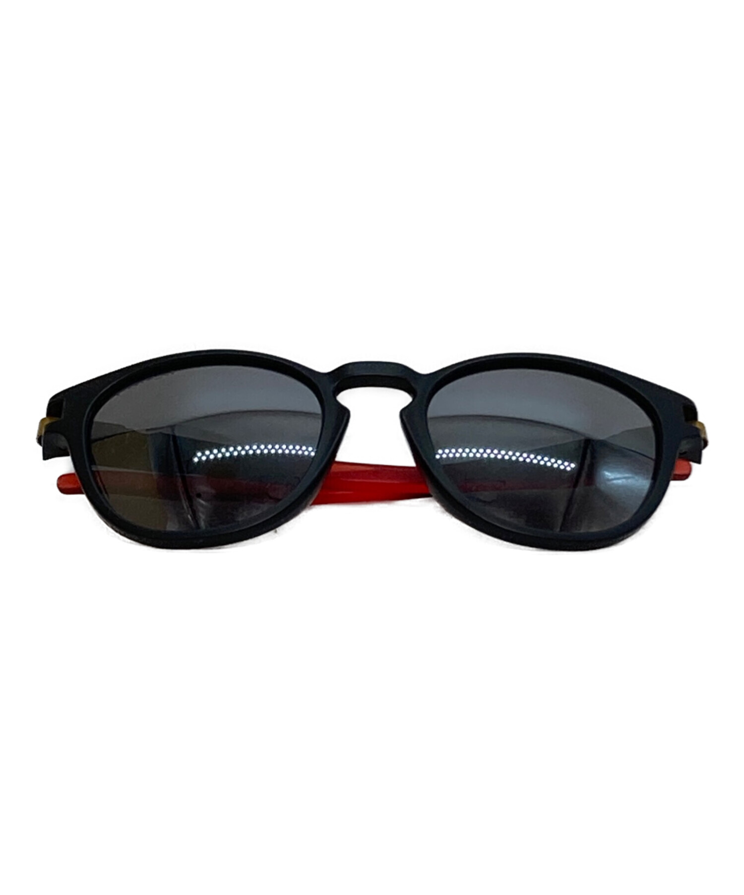 未使用に近い OAKLEY LATCH 中古・古着通販】OAKLEY (オークリー) Latch ブラック×レッド サイズ