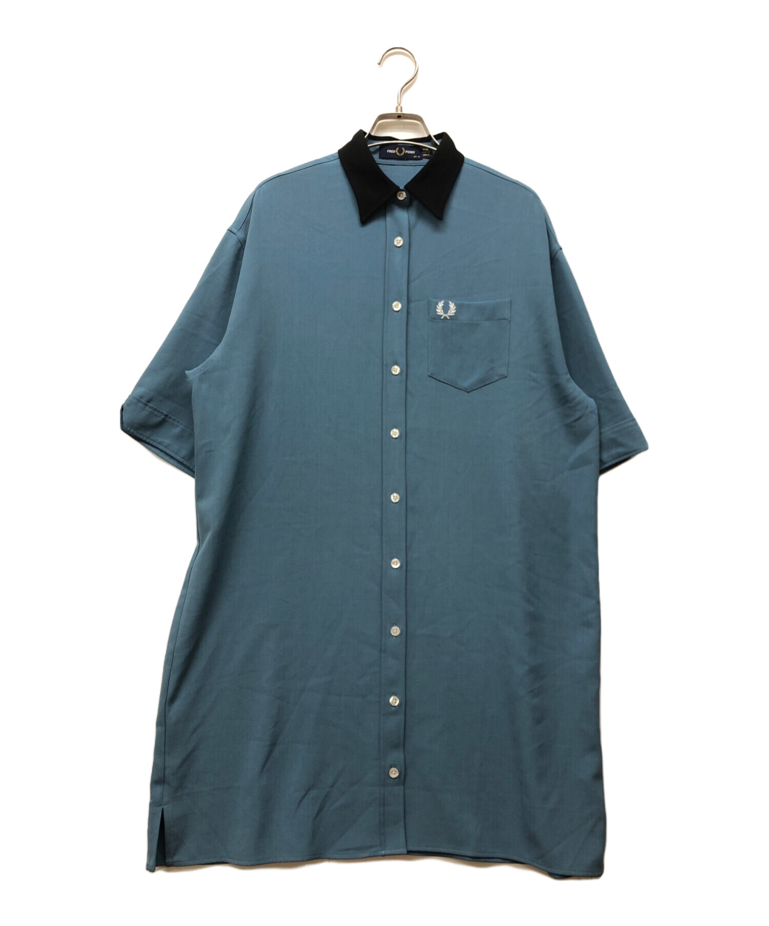 FRED PERRY 半袖ワンピース ブルー UK 10 中古・古着通販】FRED PERRY (フレッドペリー) 半袖ワンピース ブルー