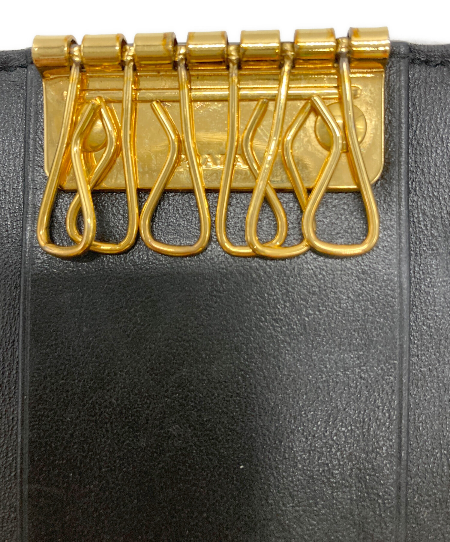 中古・古着通販】PRADA (プラダ) 6連キーケース ブラック｜ブランド