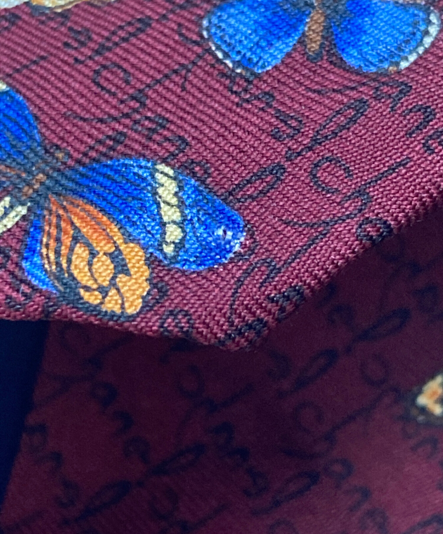 【極美品】CHANEL ネクタイ 希少 高級品 ブランドサイン 蝶 高貴 レア 中古・古着通販】CHANEL (シャネル) 蝶々ネクタイ ネイビー サイズ