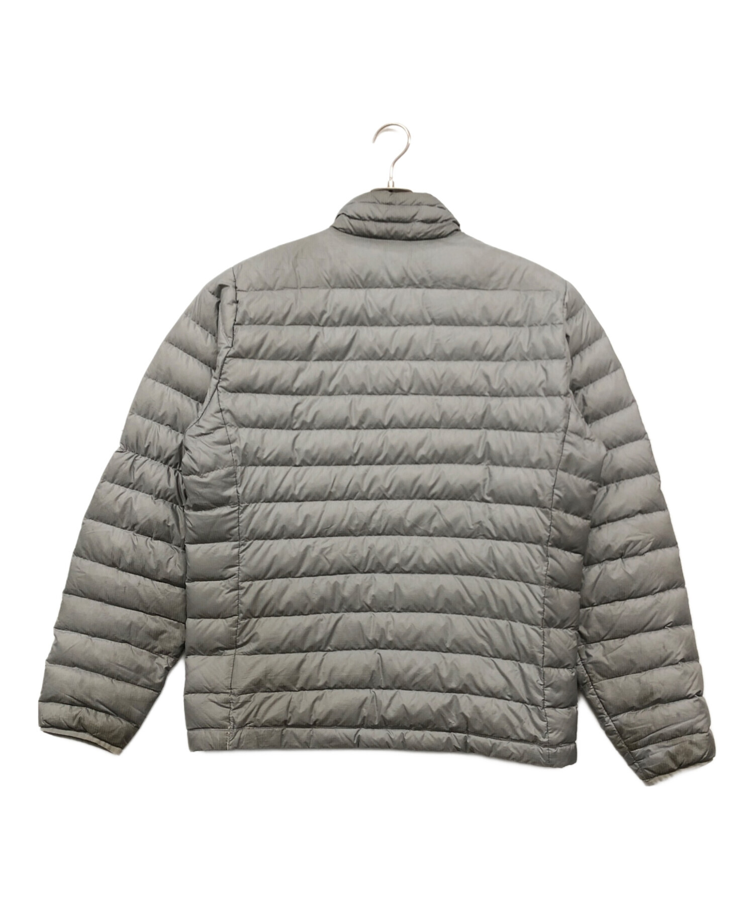 Patagonia パタゴニア ダウンジャケット グレー M 中古・古着通販】Patagonia (パタゴニア) ダウンジャケット グレー