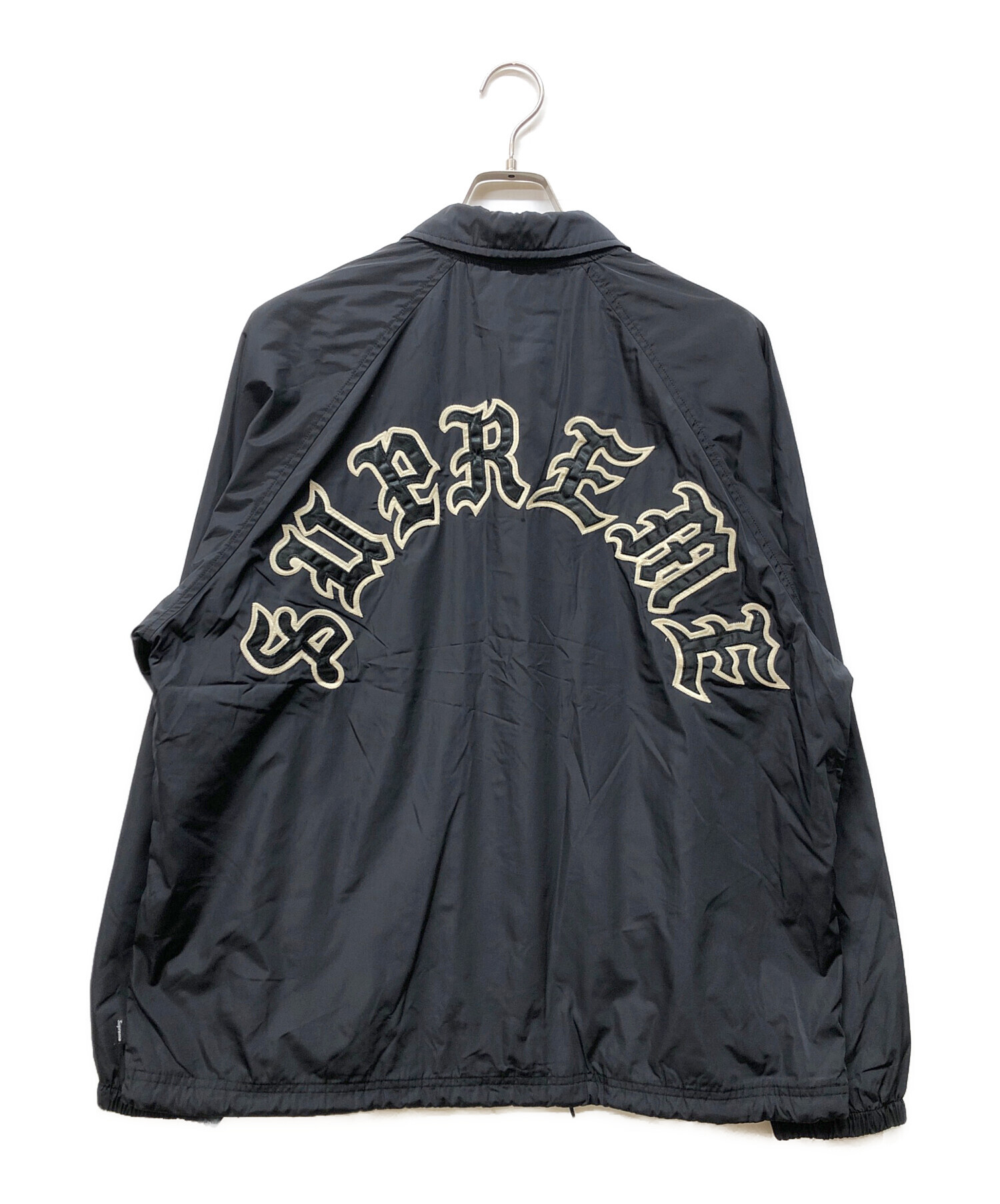 ほぼ未使用　シュプリーム　オールドイングリッシュ　コーチジャケット 中古・古着通販】Supreme (シュプリーム) OLD ENGLISH ARC コーチ