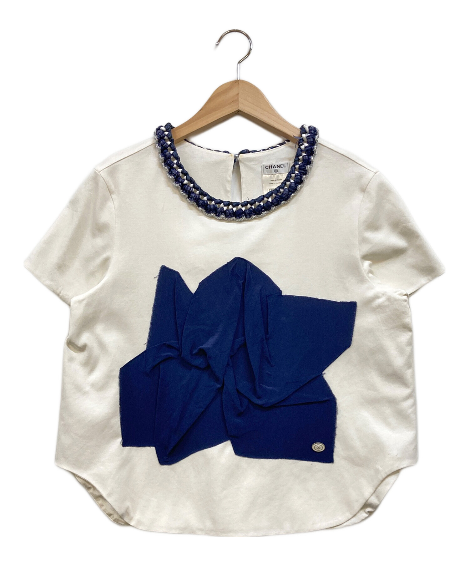 CHANEL　トップスホワイト　半袖カットソー　サイズ38　未使用 CHANEL トップスホワイト 半袖カットソー サイズ38 未使用 【公式通販】