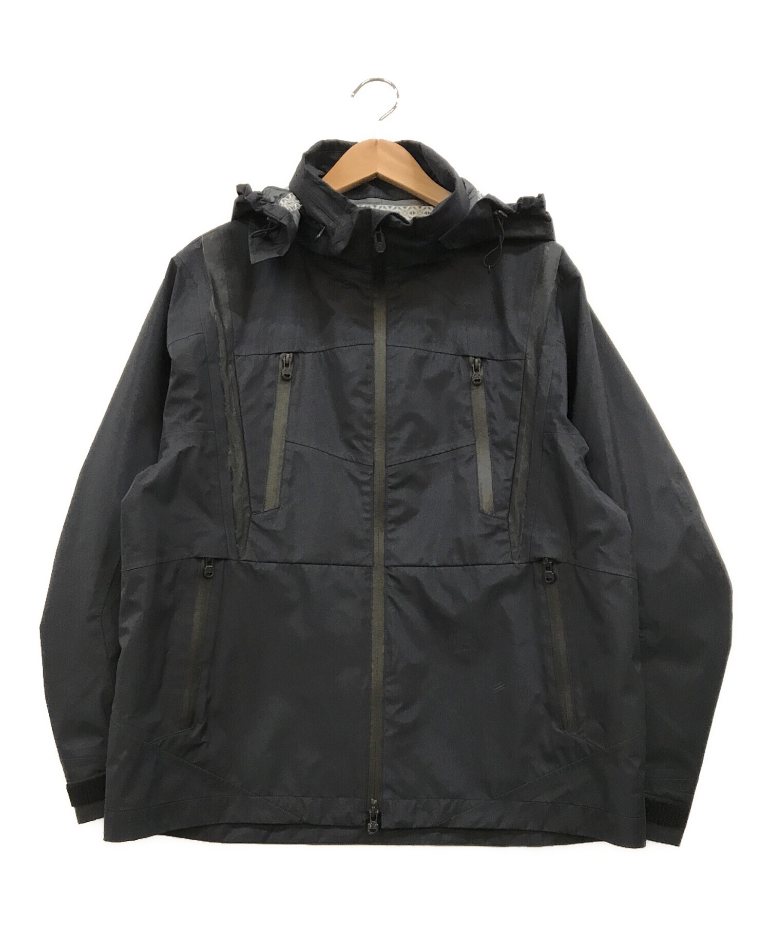 デンハム ホワイトマウンテニアリング DENHAM White Mountaineering  01-19-00-20-002 WM SAITOS MOUNTAIN マウンテン ジャケット  チャコールグレー メンズ 中古・古着通販】WHITE MOUNTAINEERING (ホワイトマウンテ二アニング