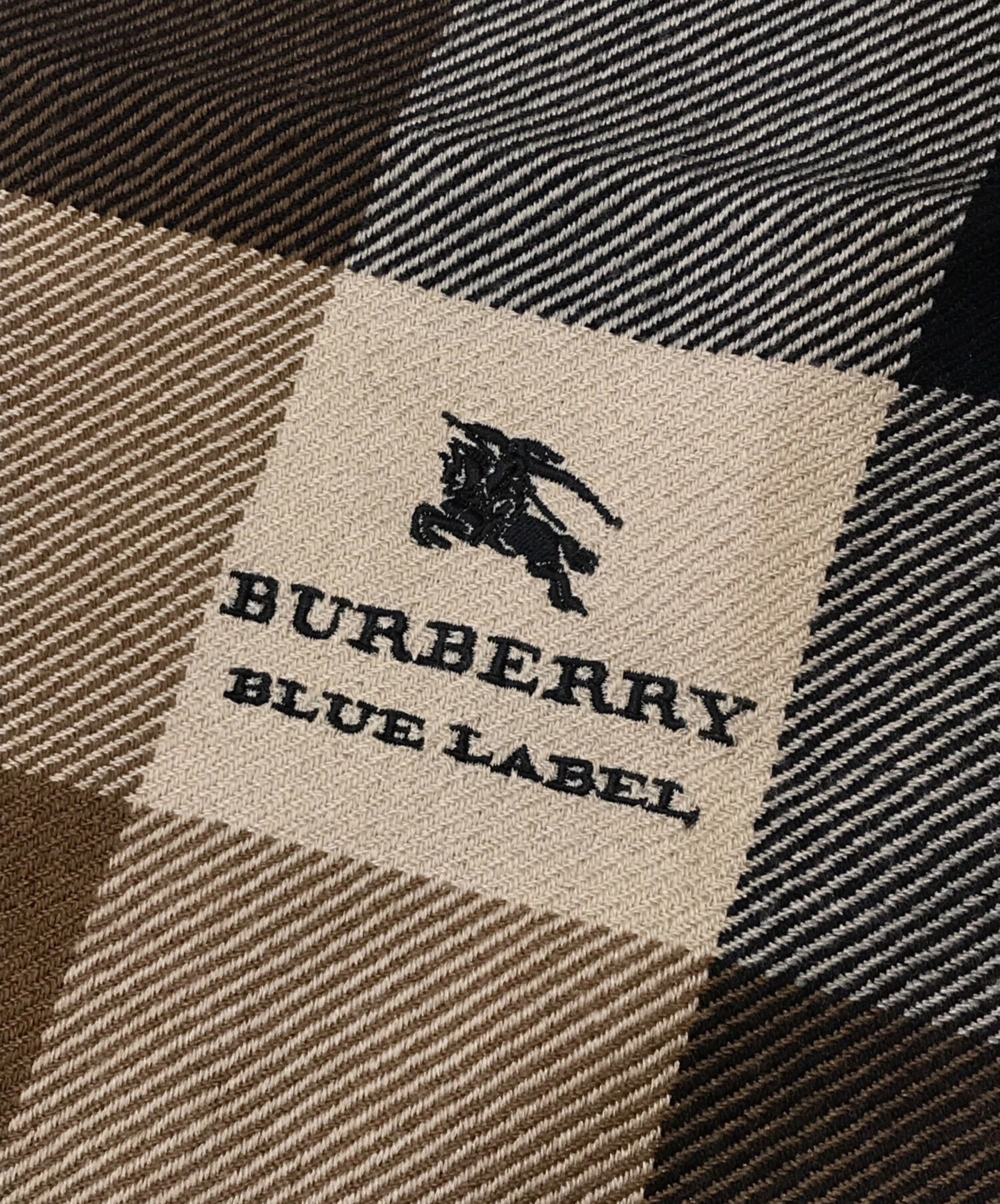 新品　未使用　タグ付き　Burberry Blue label カシミヤ100% 新品 未使用 タグ付き Burberry Blue label カシミヤ100% 新品 未使用