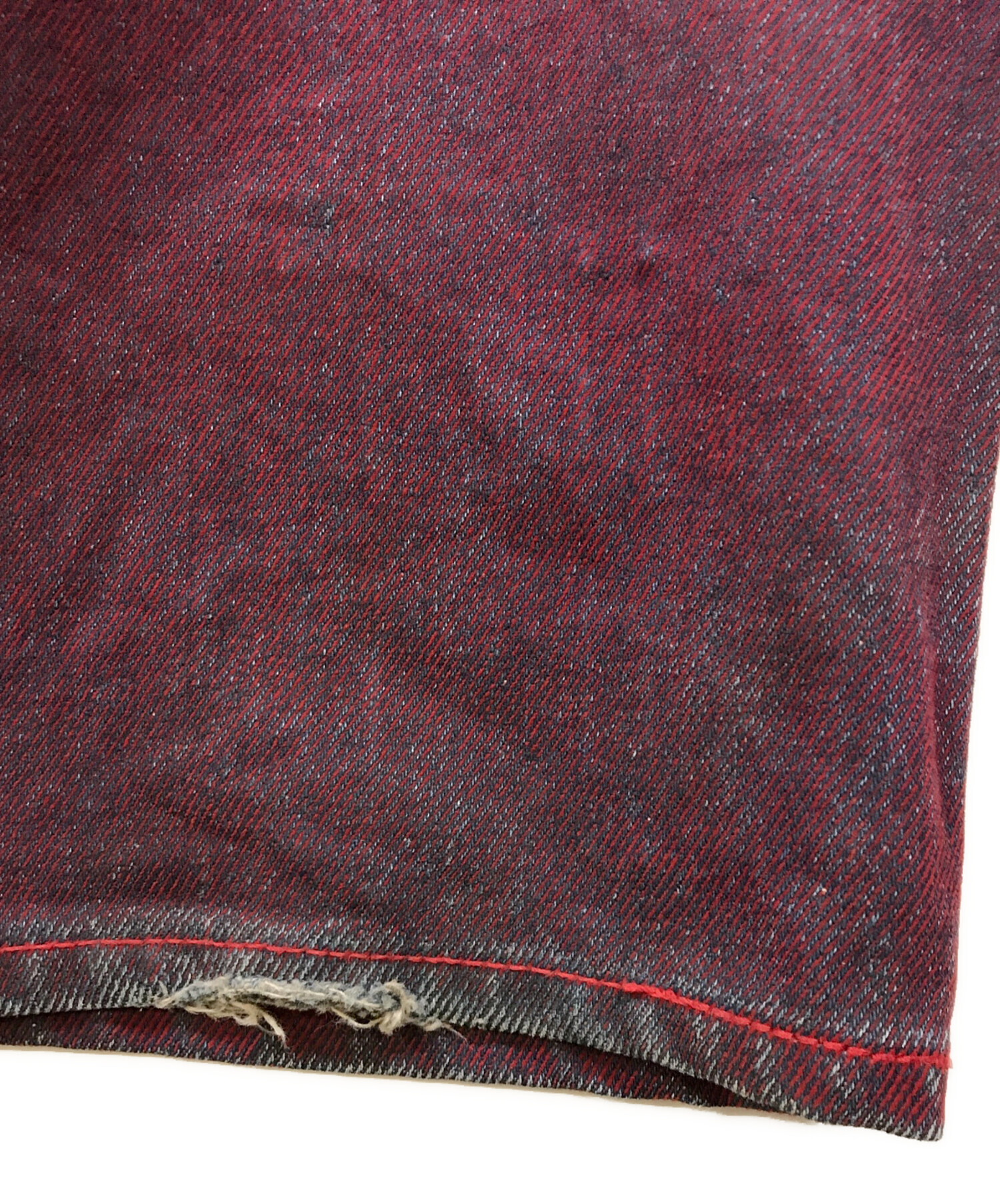 パンツ Supreme Flocked Regular Jean Red 30 Supreme Flocked Regular Jean (SS23) - $178