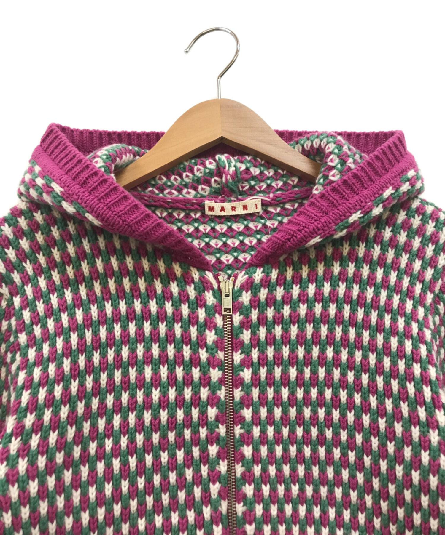 新品タグ付きMARNI ピンク 中綿ジャケット ジップアップ14Yレディース 新品タグ付きMARNI ピンク 中綿ジャケット ジップアップ14Y