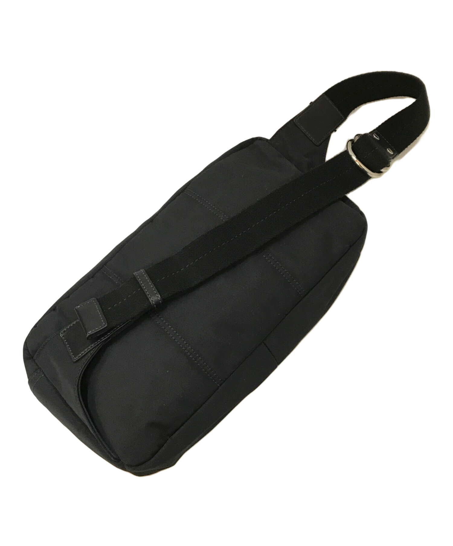 中古・古着通販】COACH (コーチ) ナイロンボディバッグ ブラック