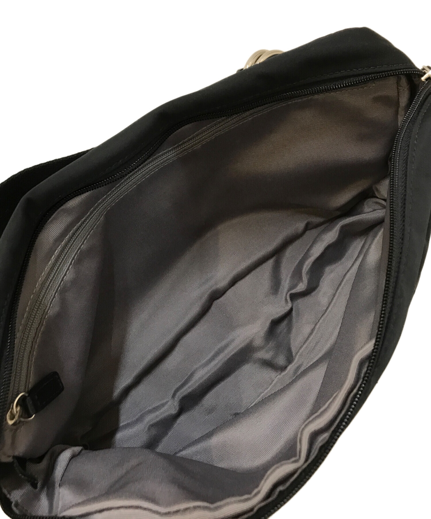 中古・古着通販】COACH (コーチ) ナイロンボディバッグ ブラック