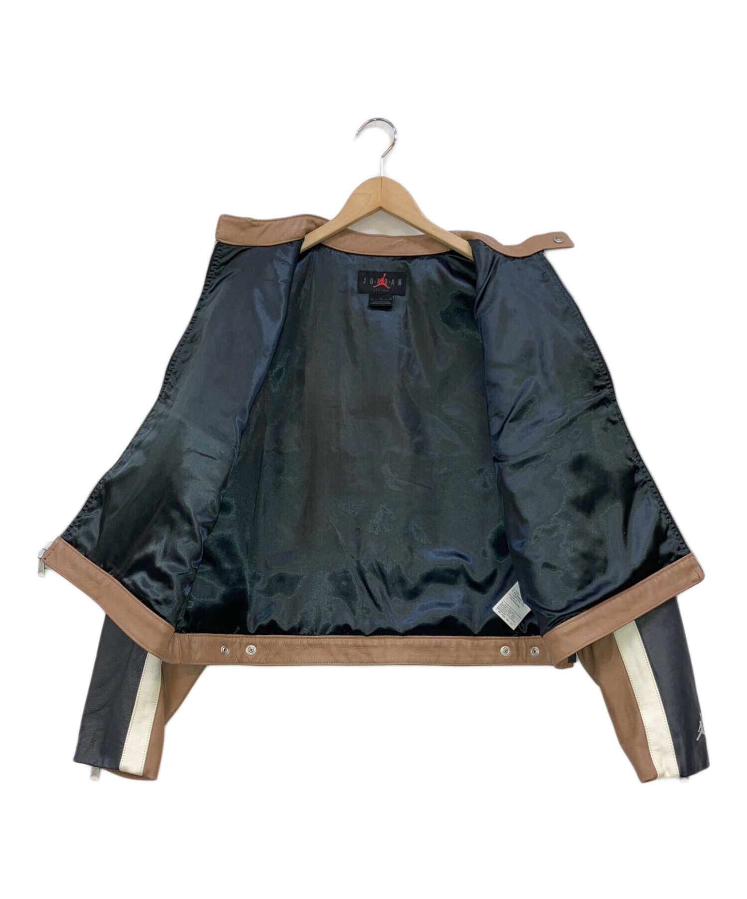 中古・古着通販】NIKE (ナイキ) Travis Scott (トラヴィススコット