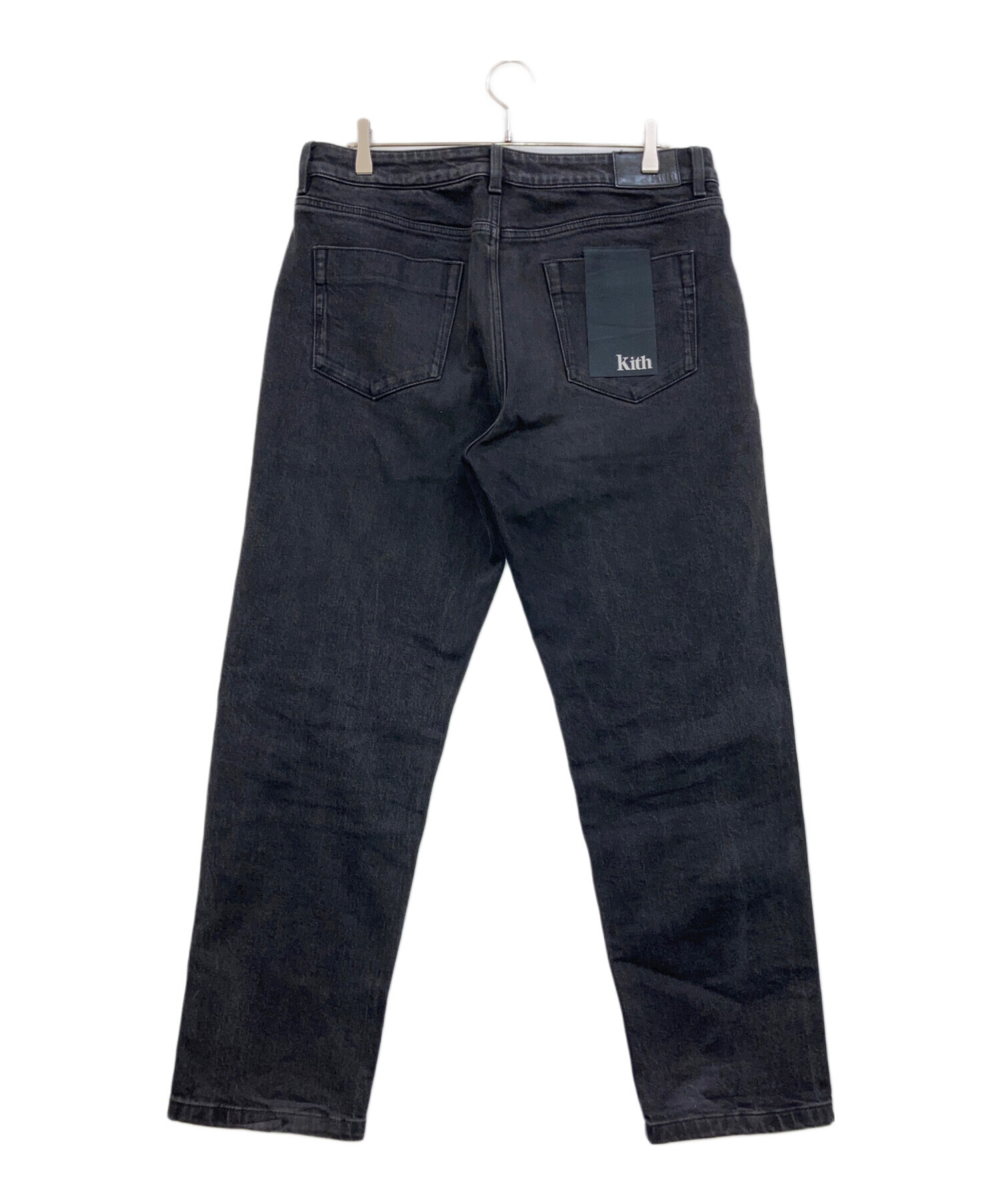 中古・古着通販】KITH (キス) レザーパッチデニムパンツ ブラック 