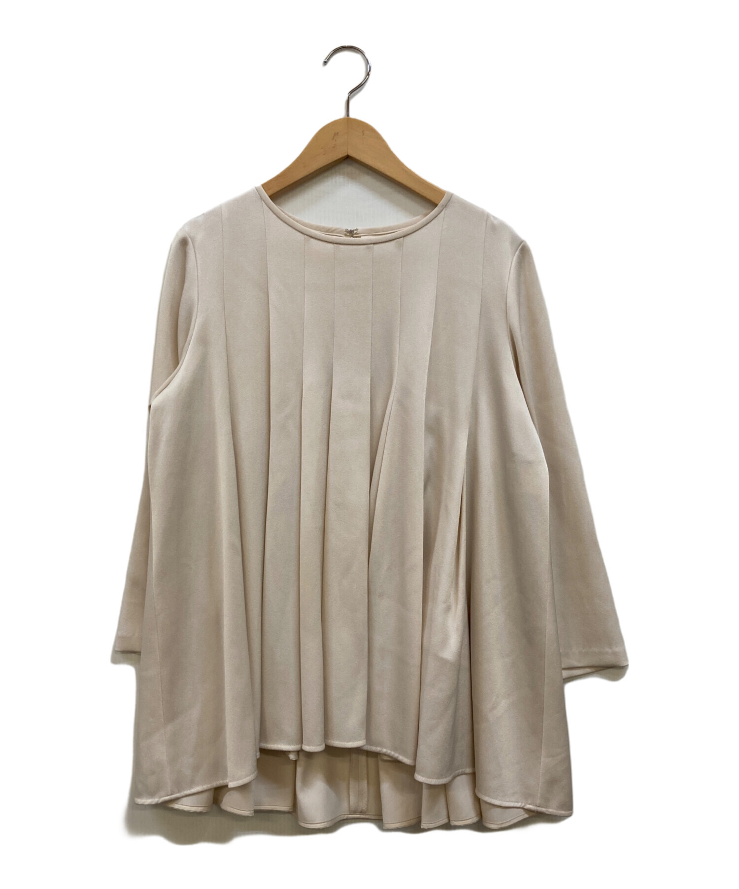 中古・古着通販】ANAYI (アナイ) トリアセテートサテンフレア 中古・古着通販】ANAYI (アナイ) トリアセテートサテンフレア