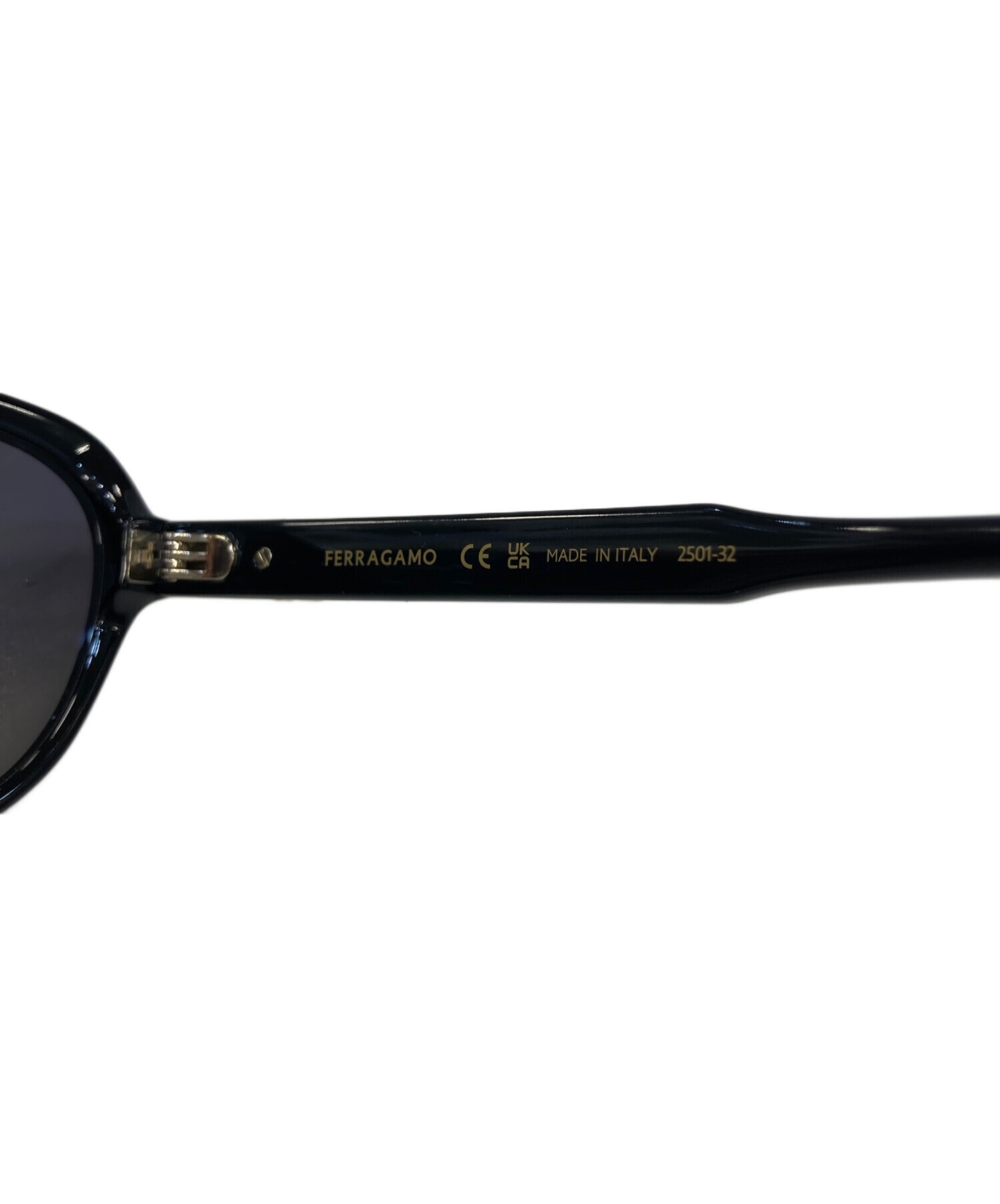 美品 Ferragamo フェラガモ ガンチーニ ゴールドロゴ サングラス レア 美品 Ferragamo フェラガモ ガンチーニ ゴールドロゴ サング