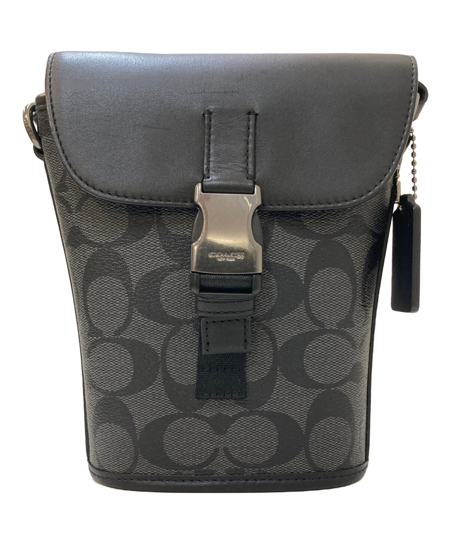 中古・古着通販】COACH (コーチ) シグネチャー トラック スモール 