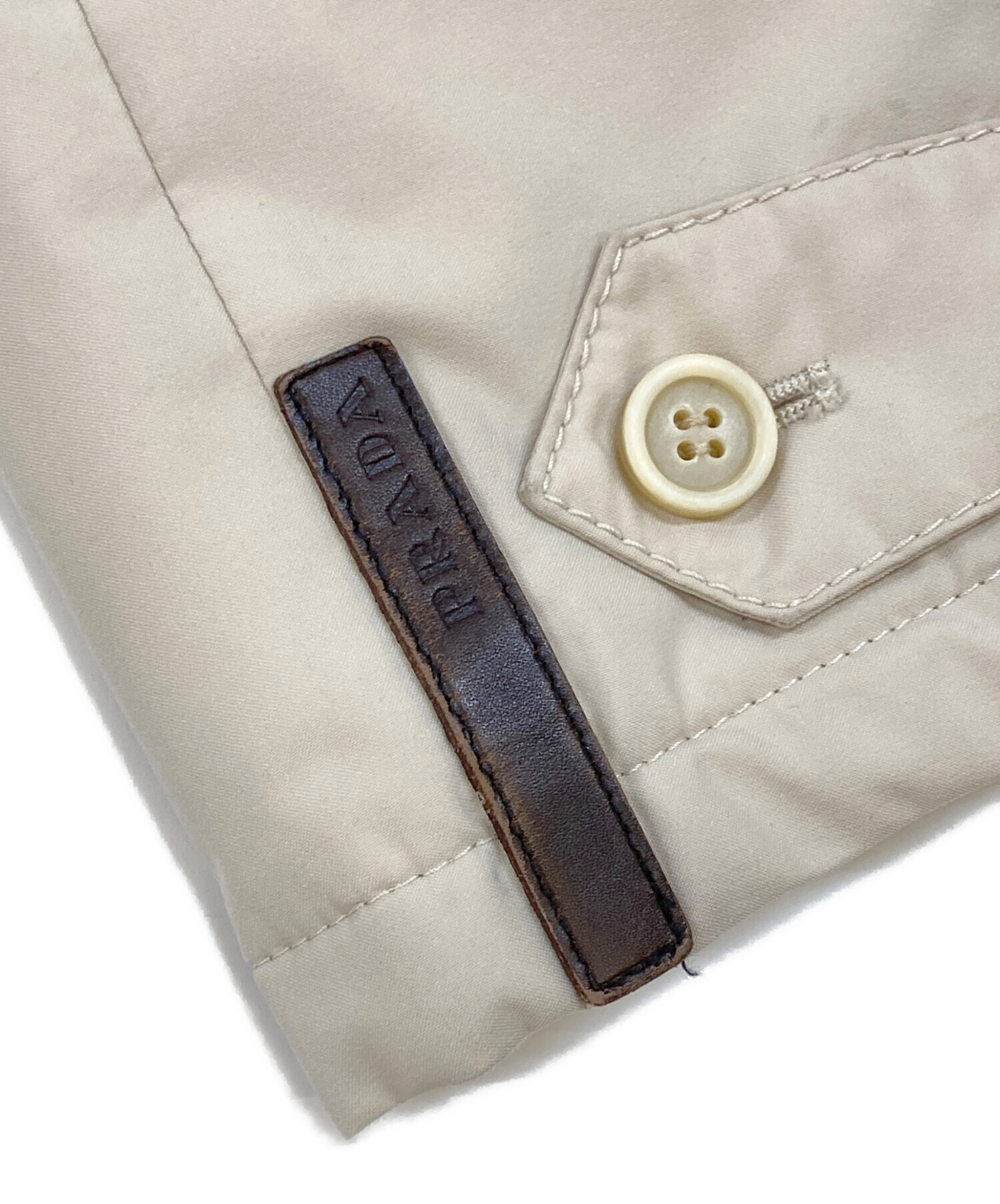 中古・古着通販】PRADA (プラダ) ナイロンステンカラーコート ベージュ