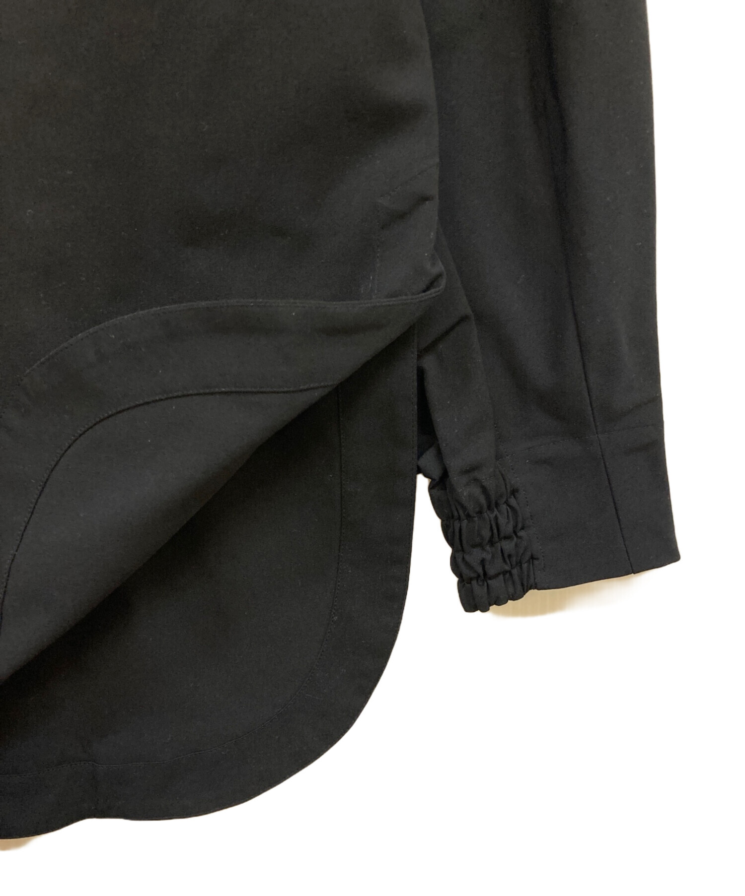 中古・古着通販】HYKE (ハイク) TASLAN TWILL TOP ブラック サイズ:1