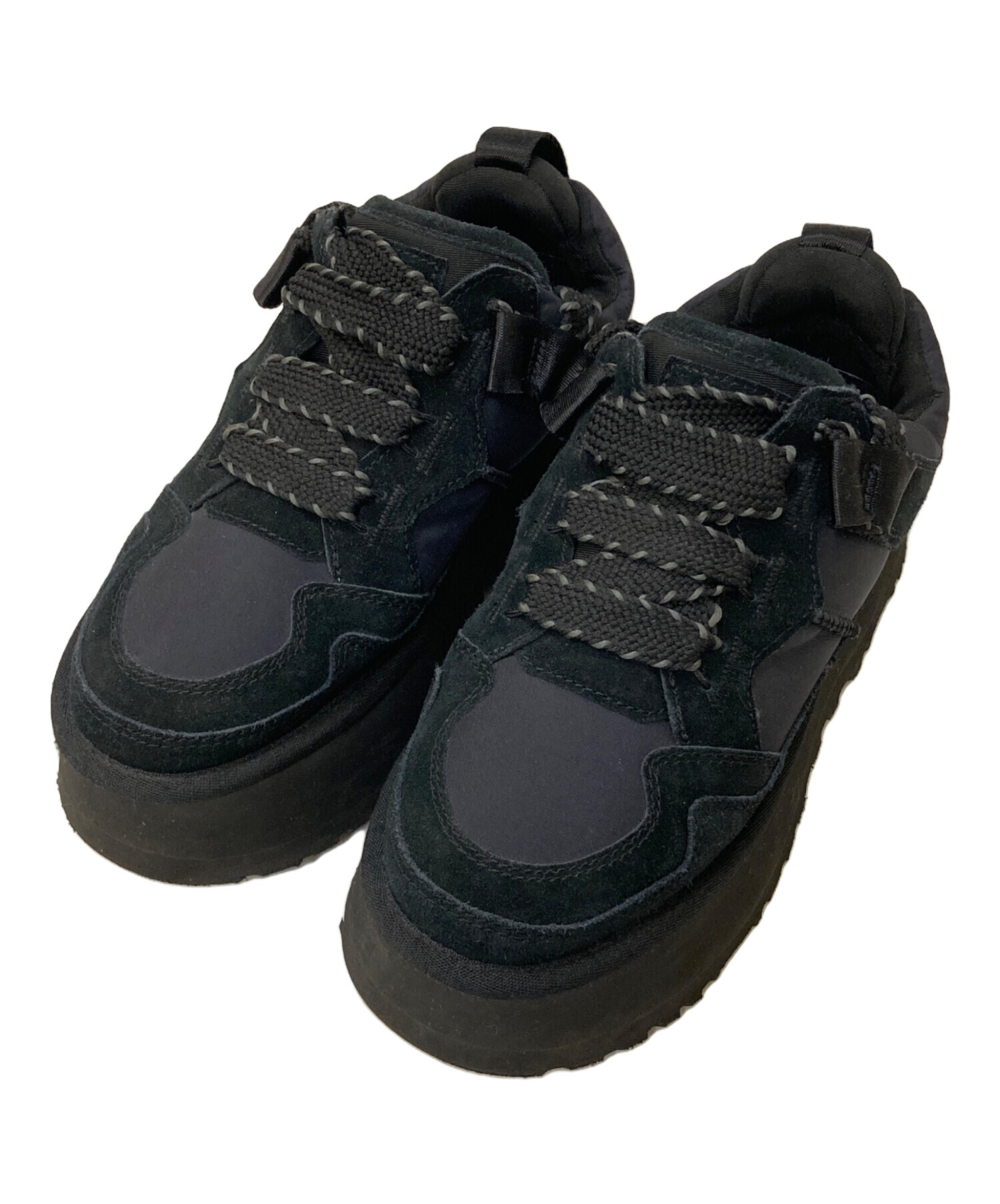 中古・古着通販】UGG (アグ) W ASTROMEL ブラック サイズ:25