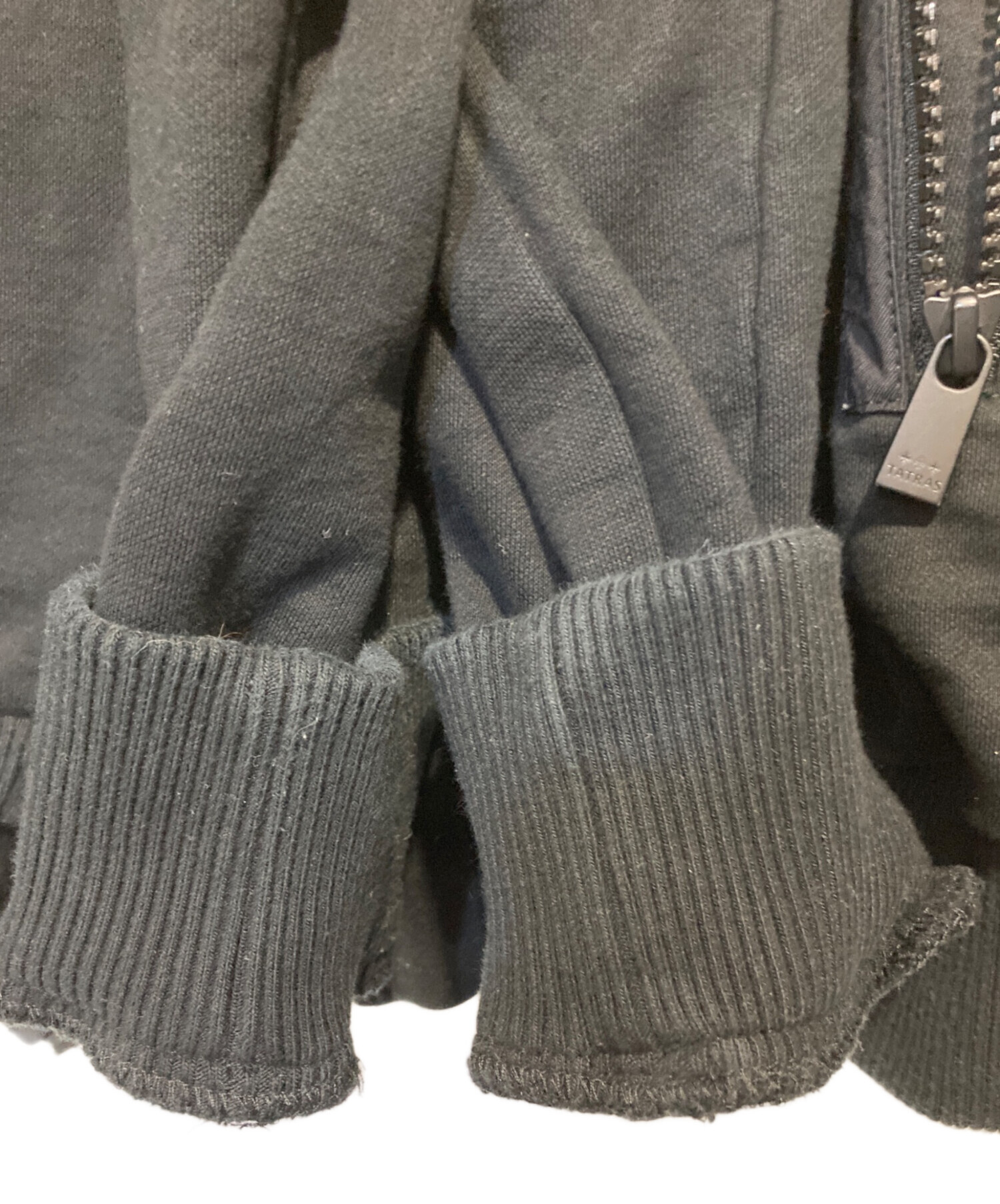 中古・古着通販】TATRAS (タトラス) ジップパーカー ブラック サイズ