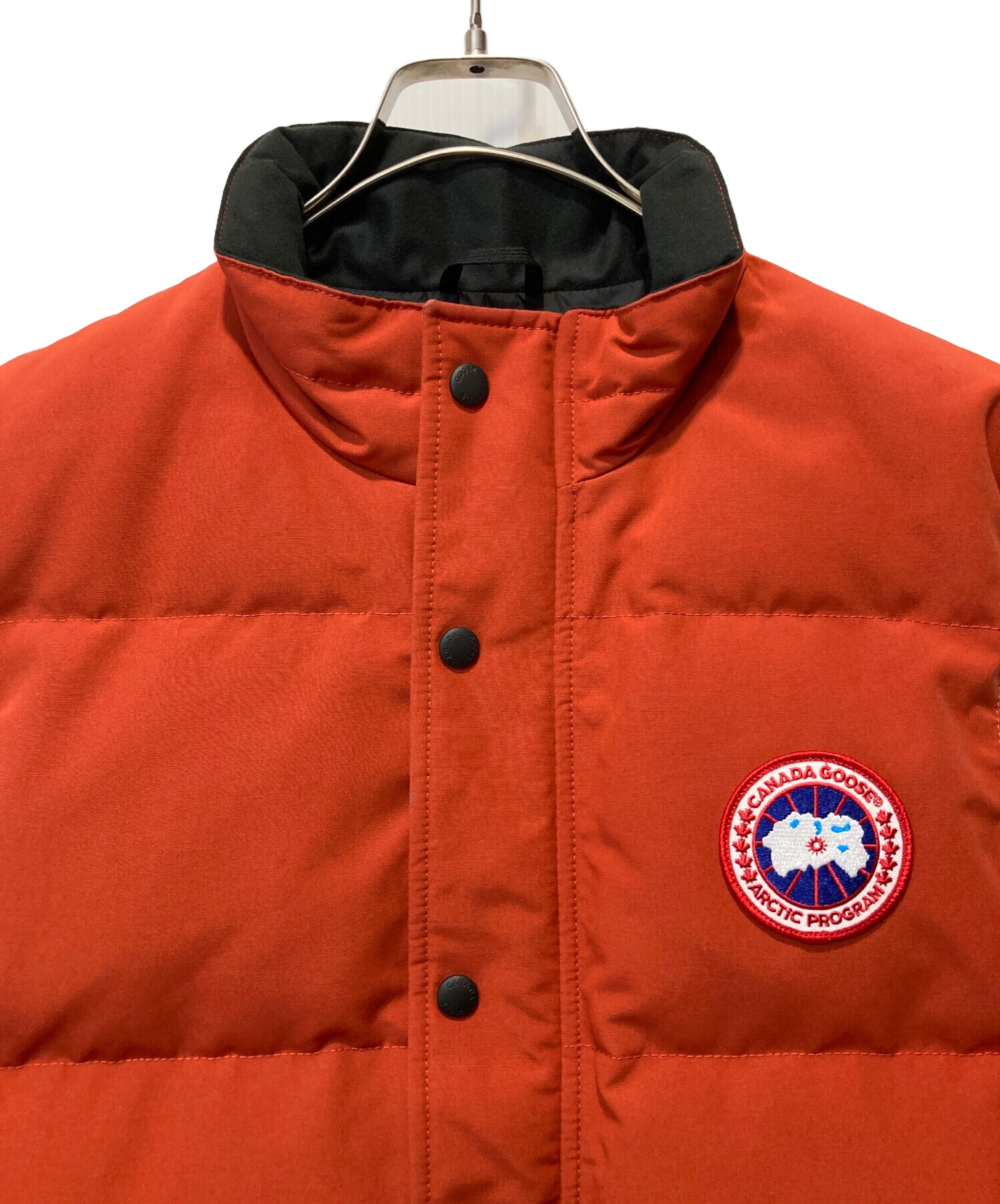 中古・古着通販】CANADA GOOSE (カナダグース) ダウンベスト オレンジ