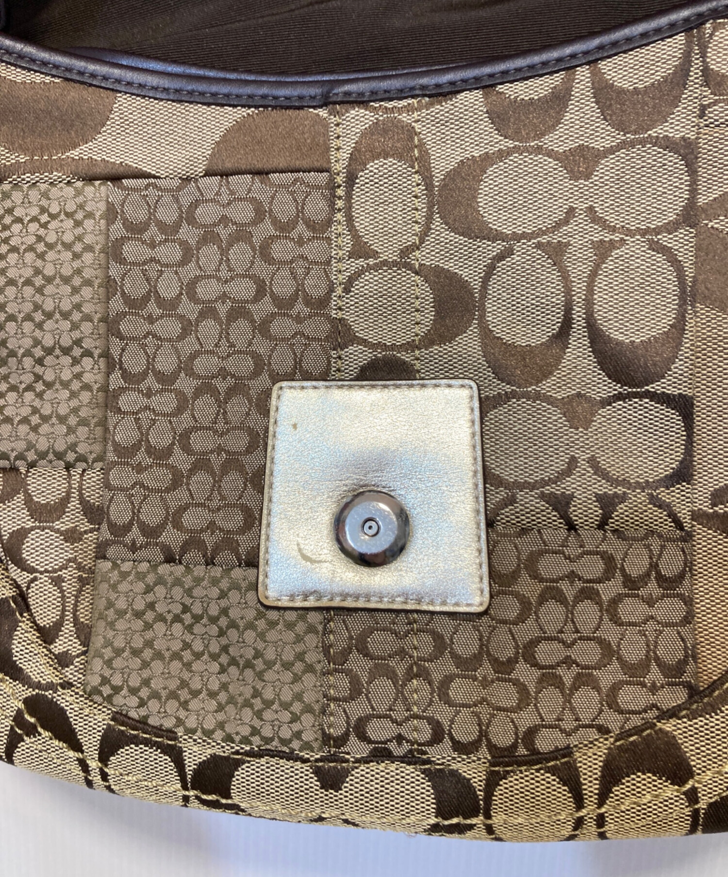 coach ハンドバッグ ショルダーバッグ シグネチャー パッチワーク COACH シグネチャー ハンドバッグ パッチワーク 中古・古着通販】COACH