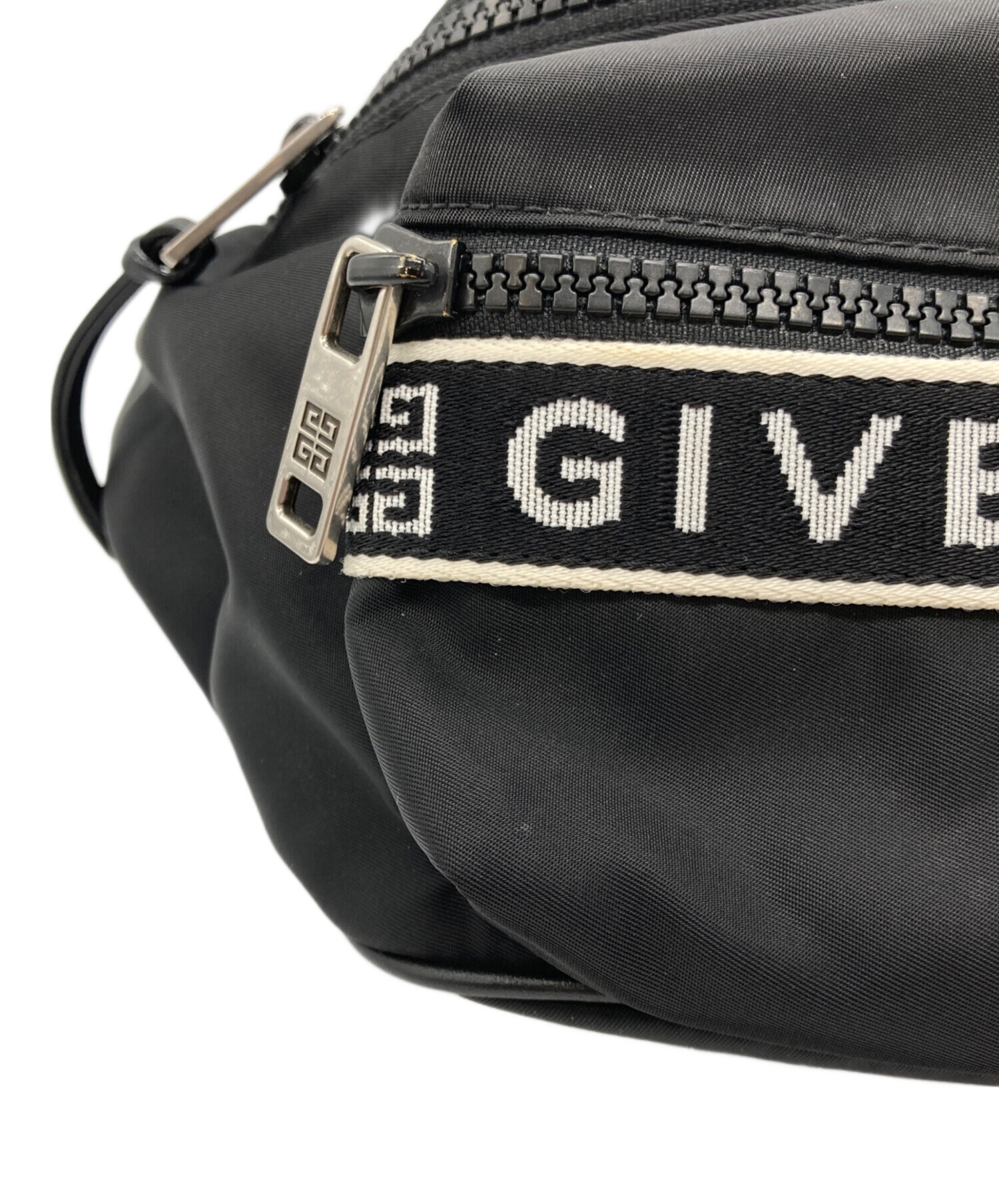 中古・古着通販】GIVENCHY (ジバンシィ) ナイロンロゴボディバッグ 