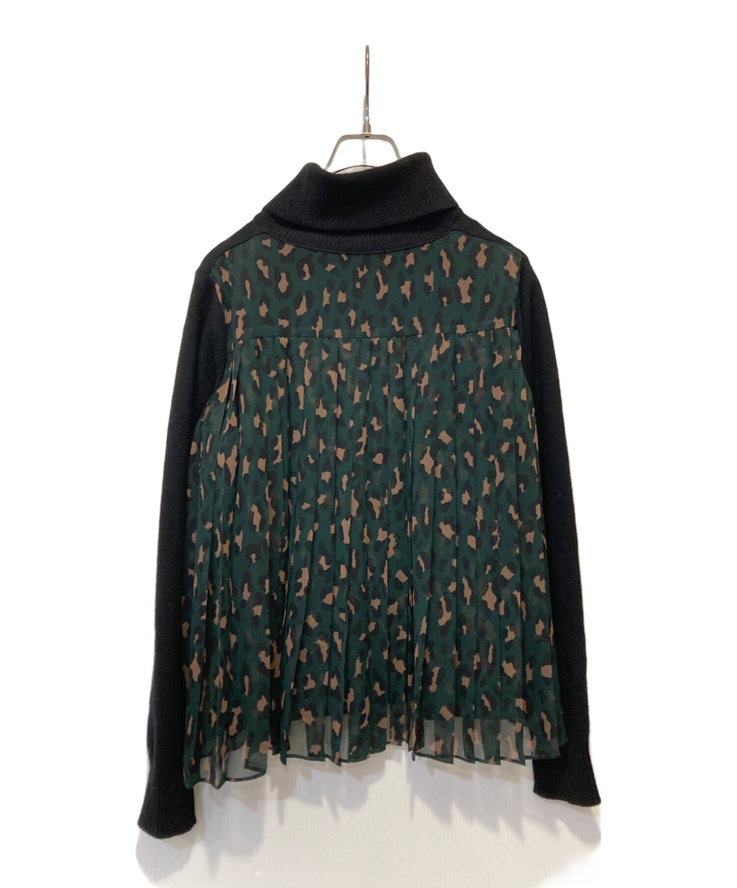 サカイ sacai ニット セーター タートルネック レオパード柄 アニマル柄 中古・古着通販】sacai (サカイ) ウール レオパード柄プリーツ