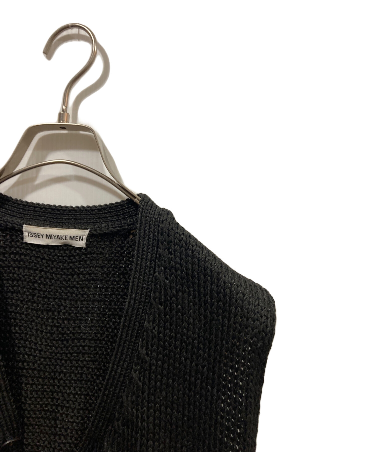 イッセイミヤケ ニット ベスト 中古・古着通販】ISSEY MIYAKE (イッセイミヤケ) ニットベスト