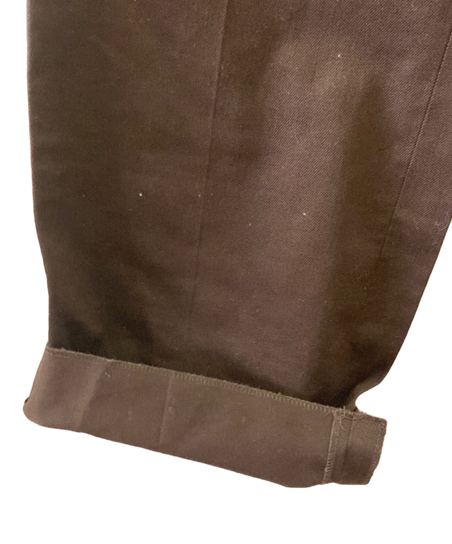 NEAT ブラウン プリーツスラックス 中古・古着通販】NEAT (ニート) スラックス ブラウン サイズ:44