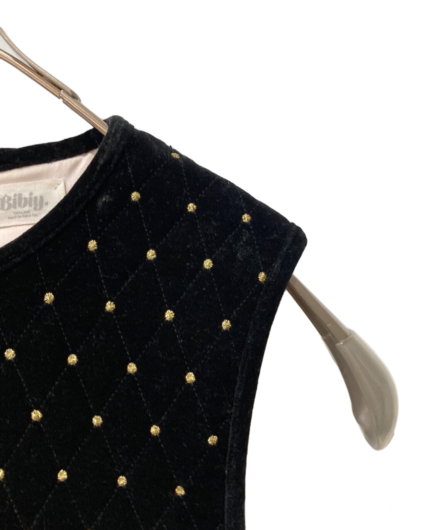 bibiy ノースリーブワンピース 中古・古着通販】Bibiy. (ビビィ) キルティング ドット刺繍