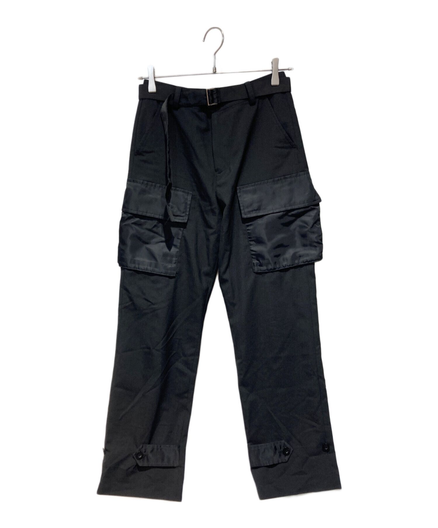 sacai ブラックナイロンパンツ 中古・古着通販】sacai (サカイ) スーチングナイロンツイルパンツ