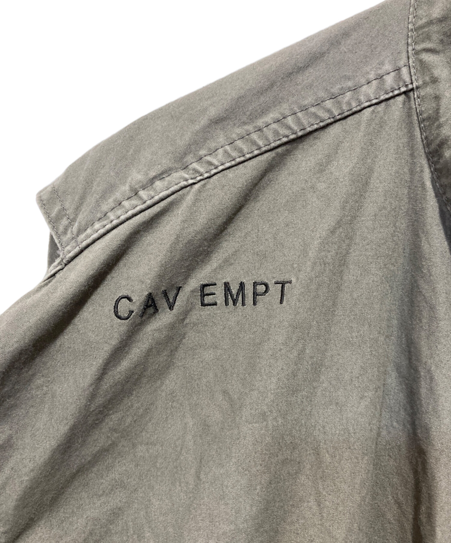 中古・古着通販】C.E (シーイー) CAVEMPT ジャケット オリーブ サイズ