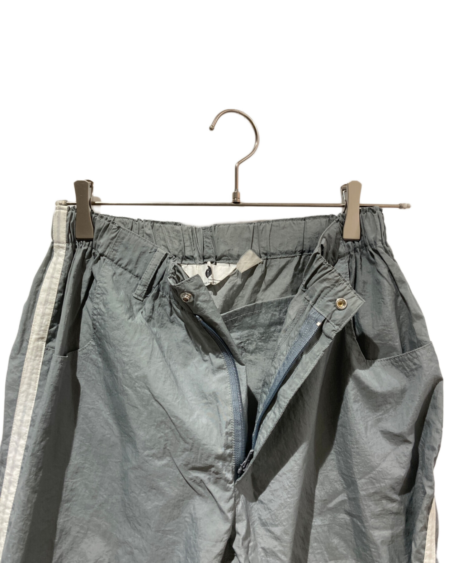 中古・古着通販】GOODENOUGH (グッドイナフ) ナイロンパンツ グレー