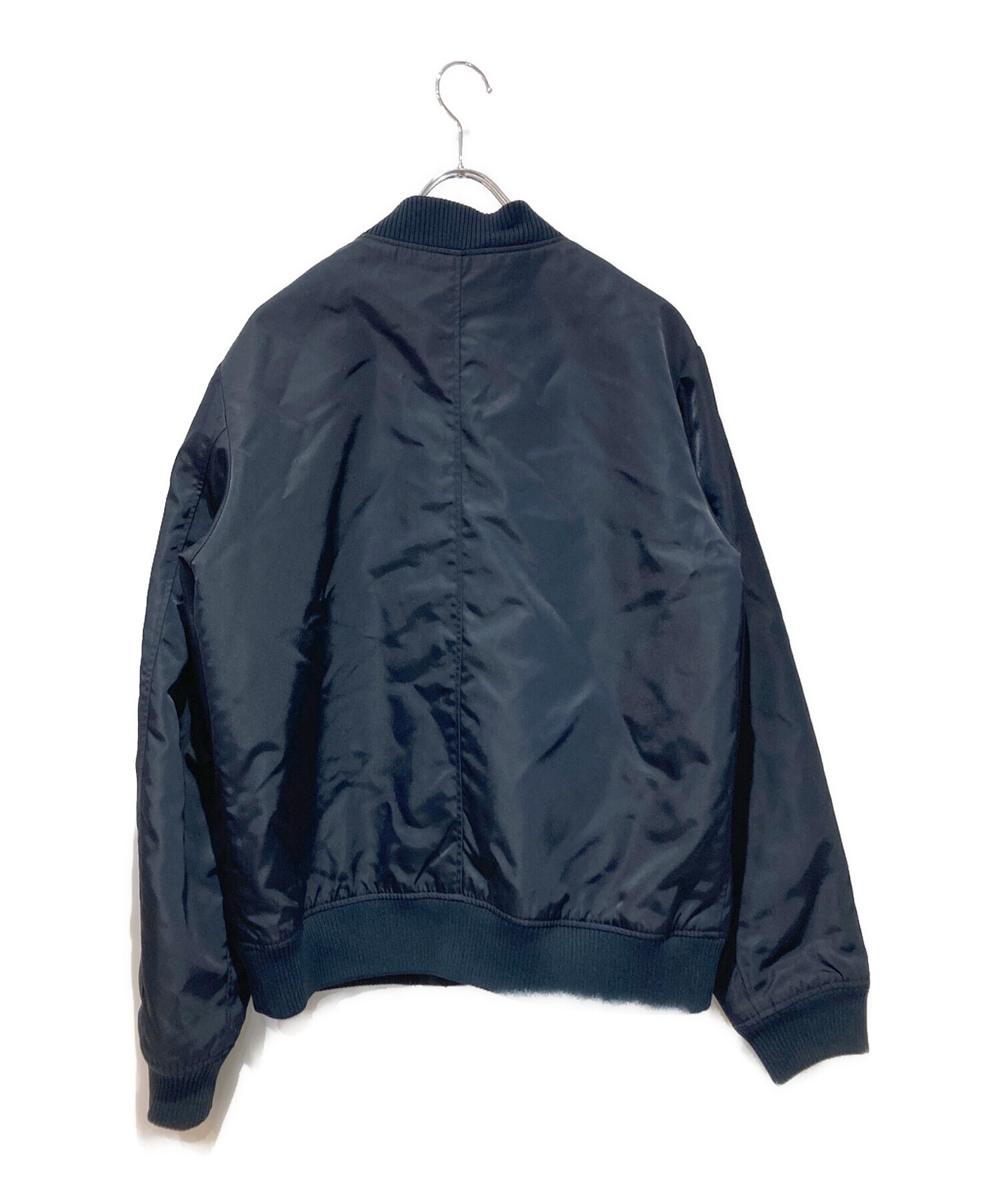 A.P.C. MA-1ジャケット ネイビー Mサイズ 中古・古着通販】A.P.C. (アーペーセー) 中綿MA-1ジャケット ネイビー