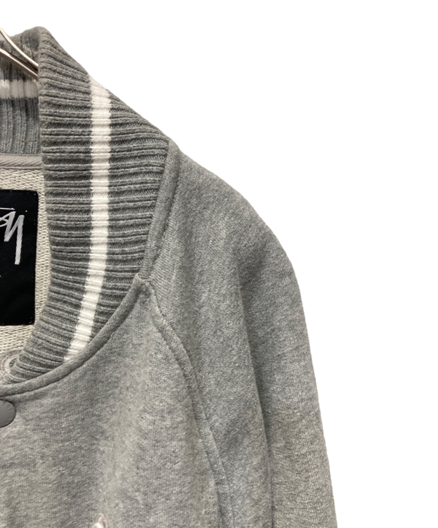 Stussy グレー スタジャン 中古・古着通販】stussy (ステューシー) スタジャン グレー サイズ:L
