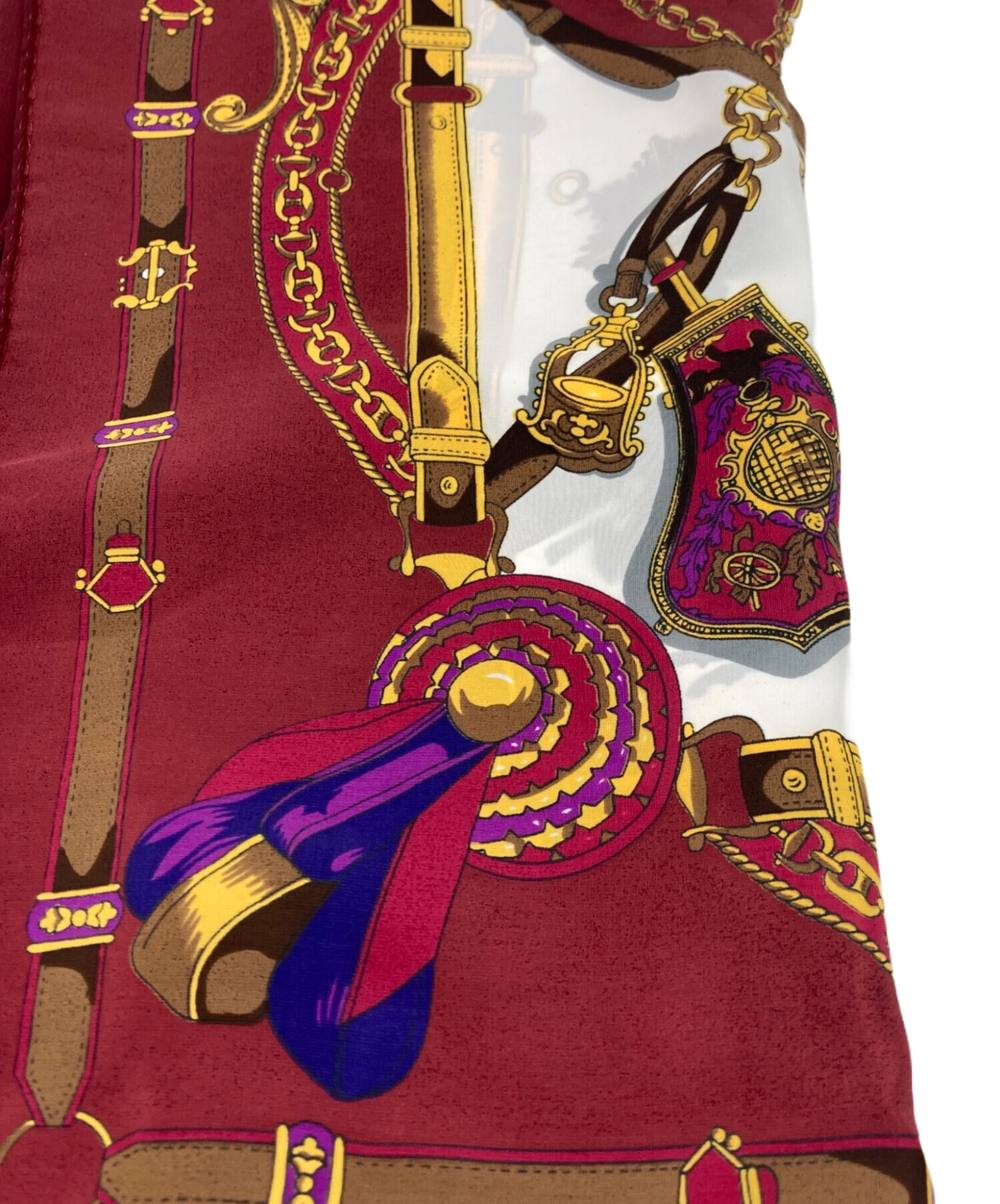さち　HERMES シルク スカーフ 緑・赤・青 中古・古着通販】HERMES (エルメス) シルクスカーフ ボルドー