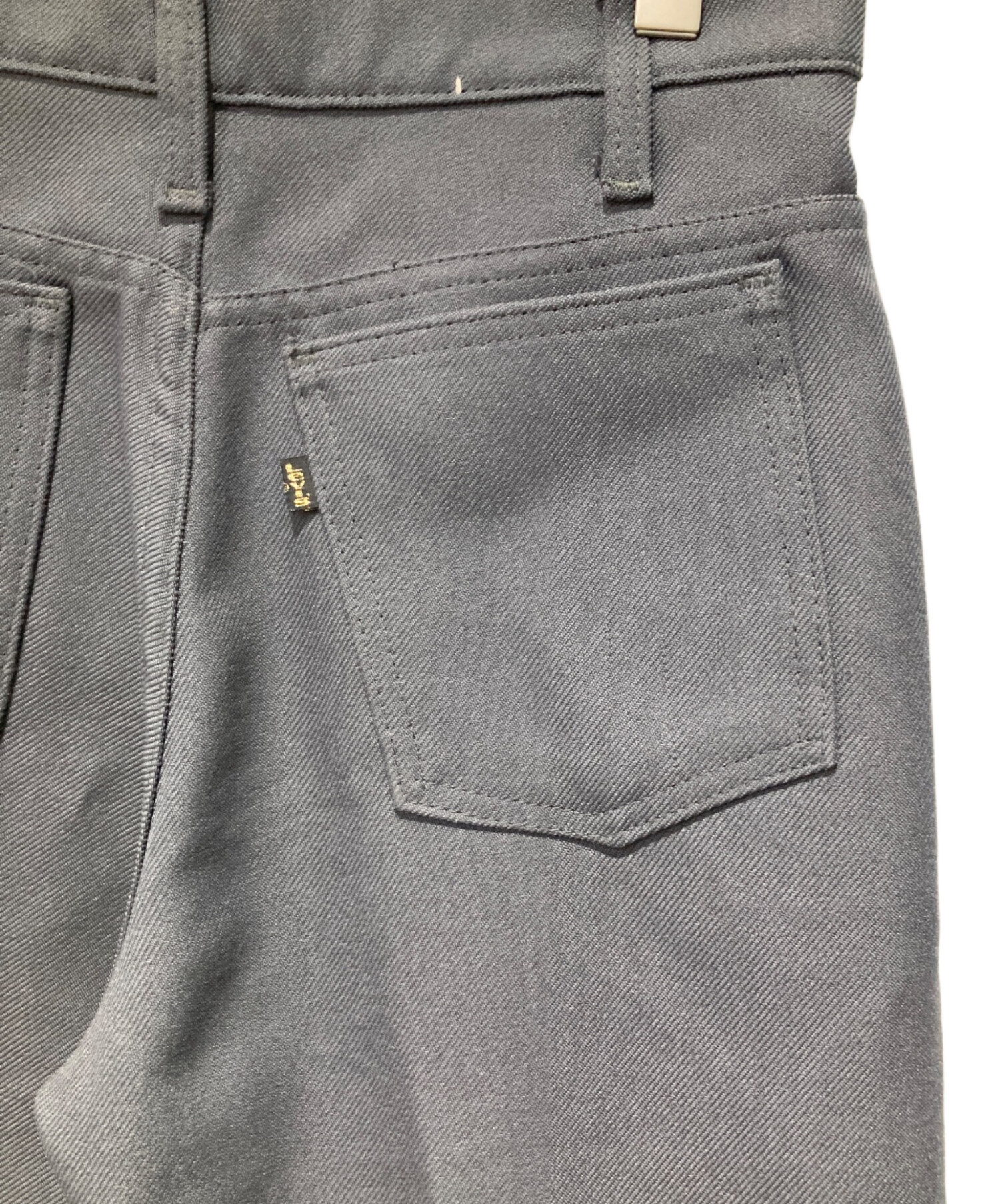 中古・古着通販】LEVI'S (リーバイス) アクションスラックス グレー
