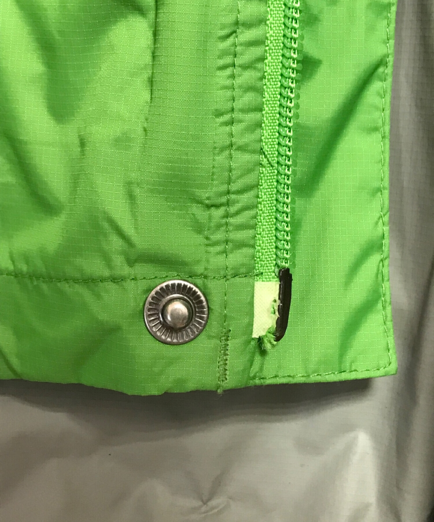 中古・古着通販】HAGLOFS (ホグロフス) マウンテンパーカー グリーン