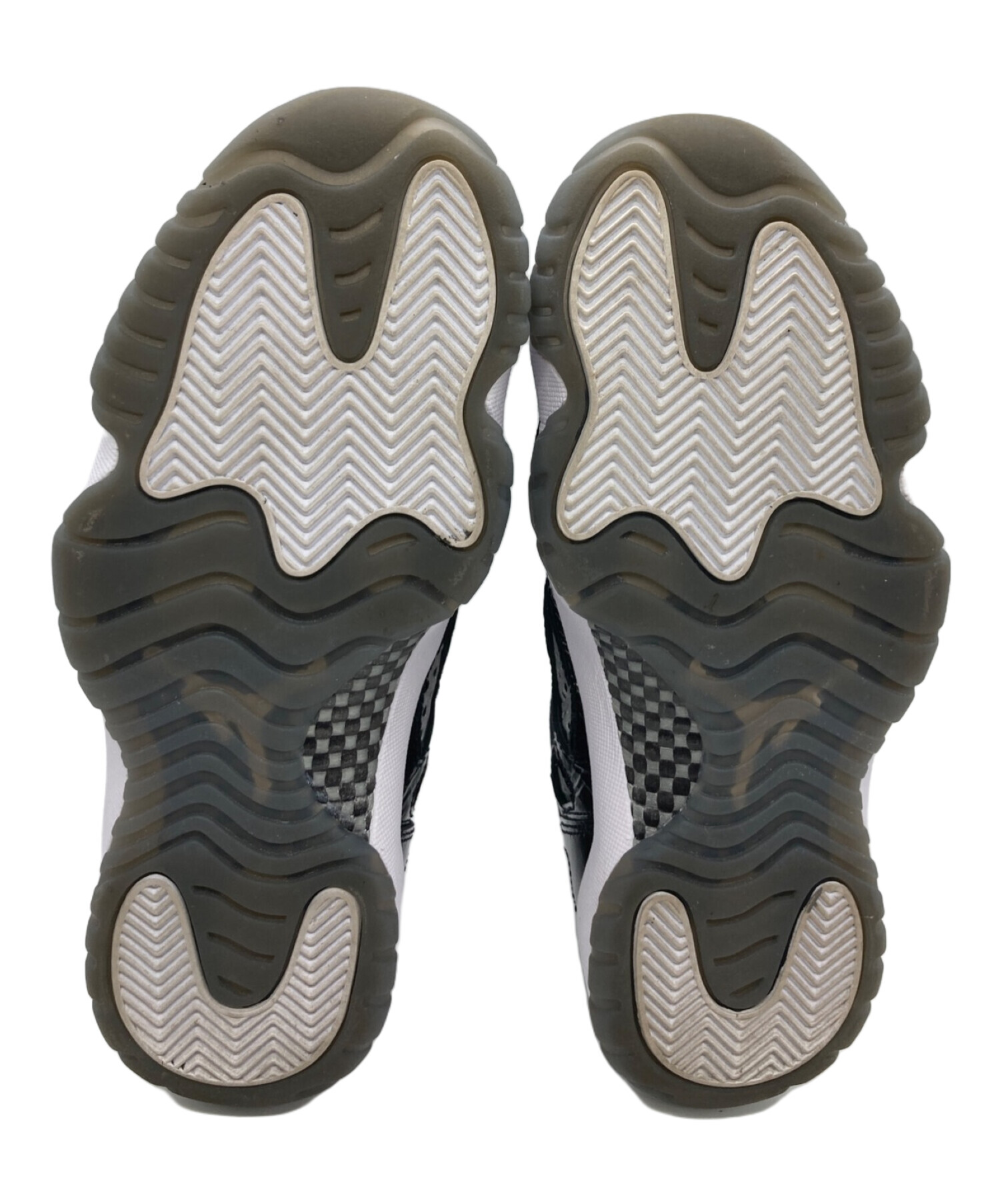 中古・古着通販】NIKE (ナイキ) AIR JORDAN 11 RETRO LOW IE ブラック 