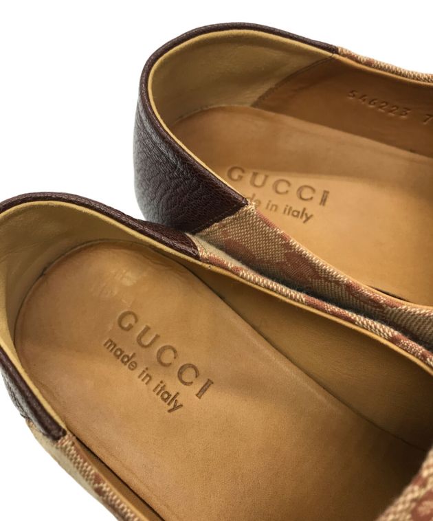 未使用級✨️ GUCCI ベージュキャンバス メタリックロゴ ローファー GGロゴ 未使用級✨️ GUCCI ベージュキャンバス メタリックロゴ ローファー GG